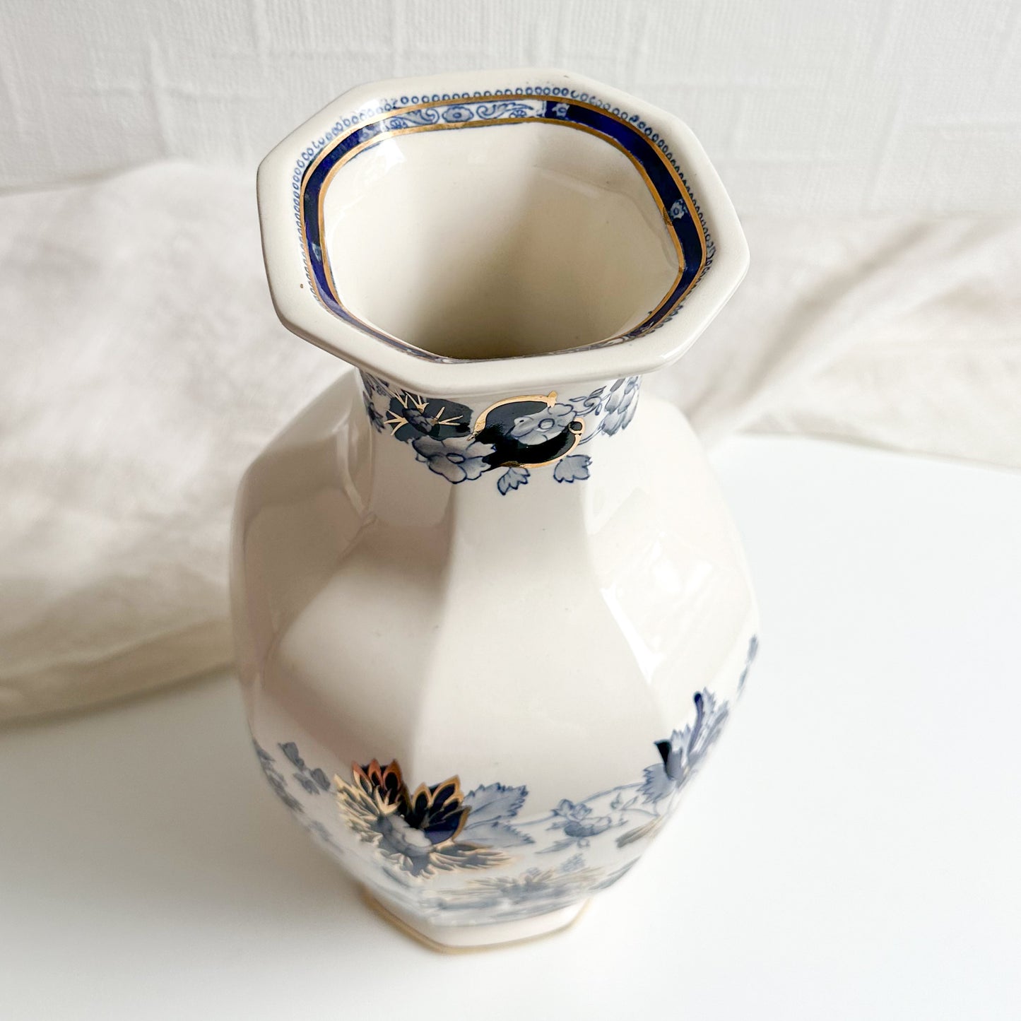 MASON’S Sapphire Vase