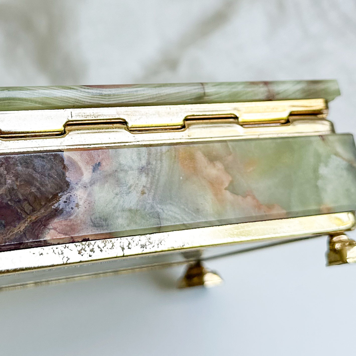 Onyx Box with Hinged Lid