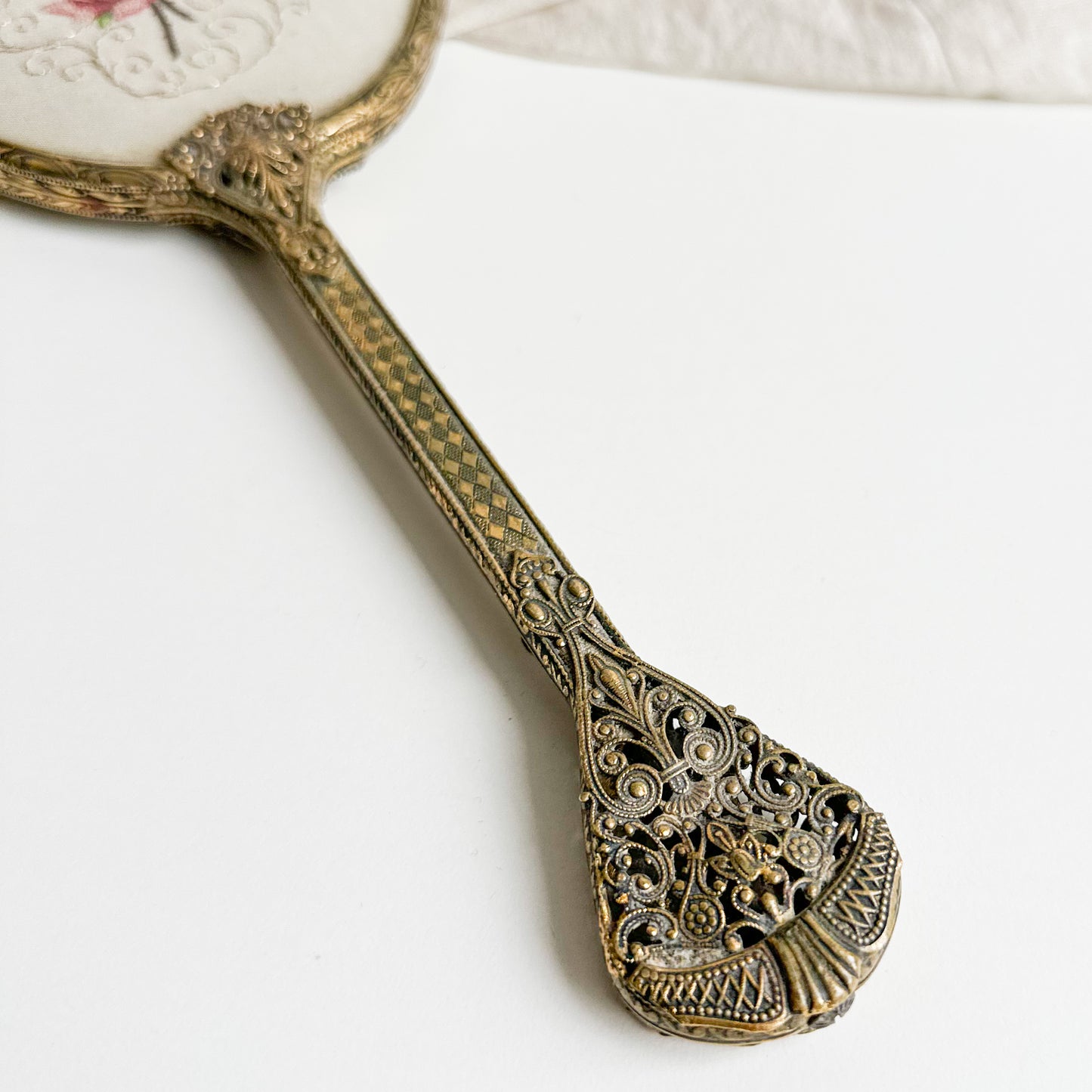 Handheld Mirror with Embroidery