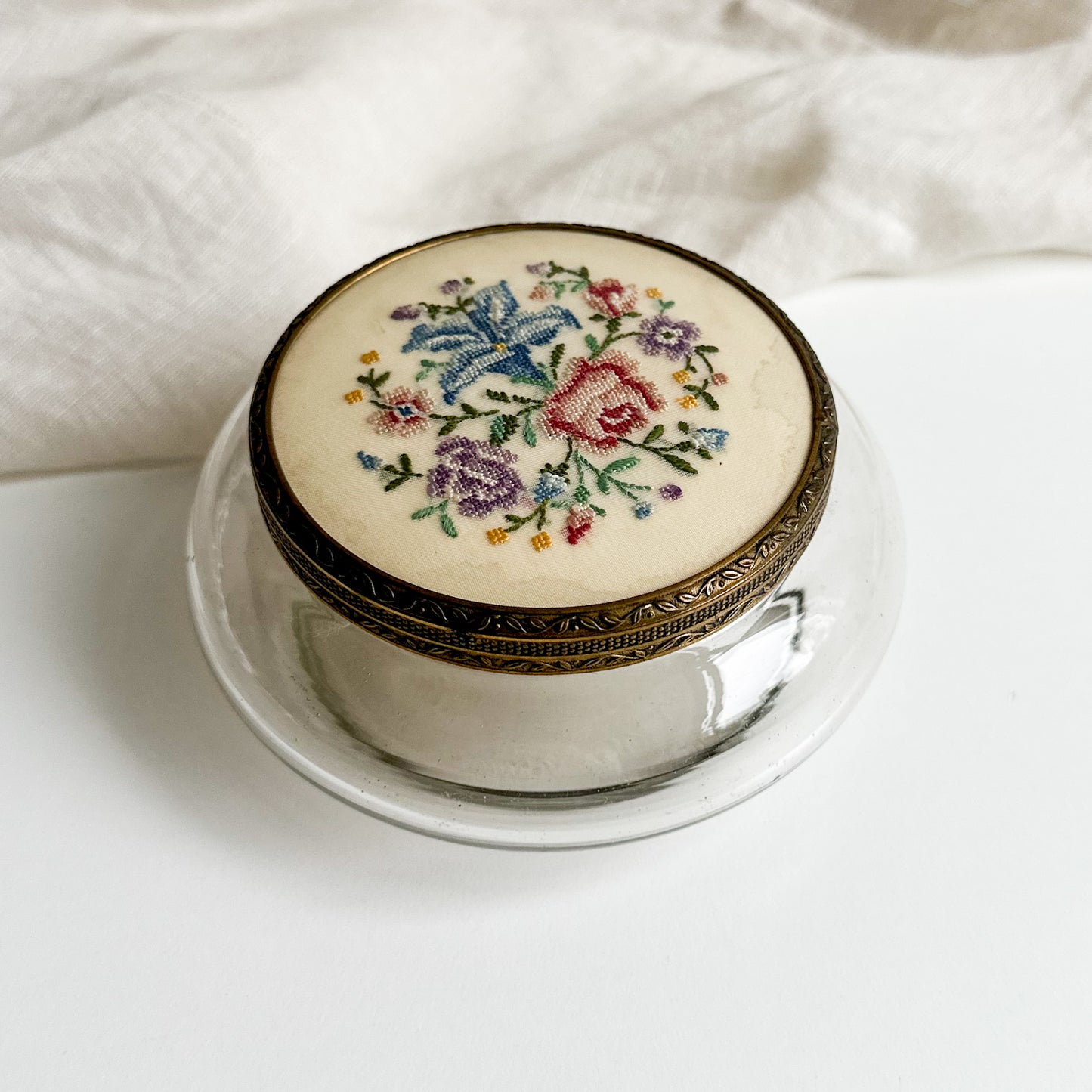 Vanity Trinket / Powder Jar
