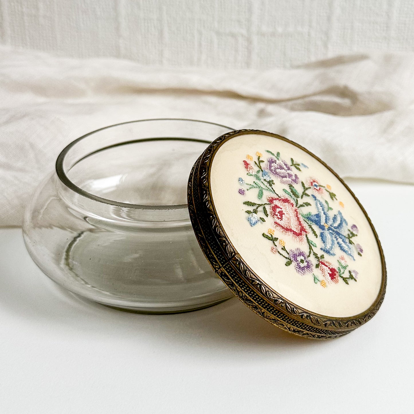 Vanity Trinket / Powder Jar