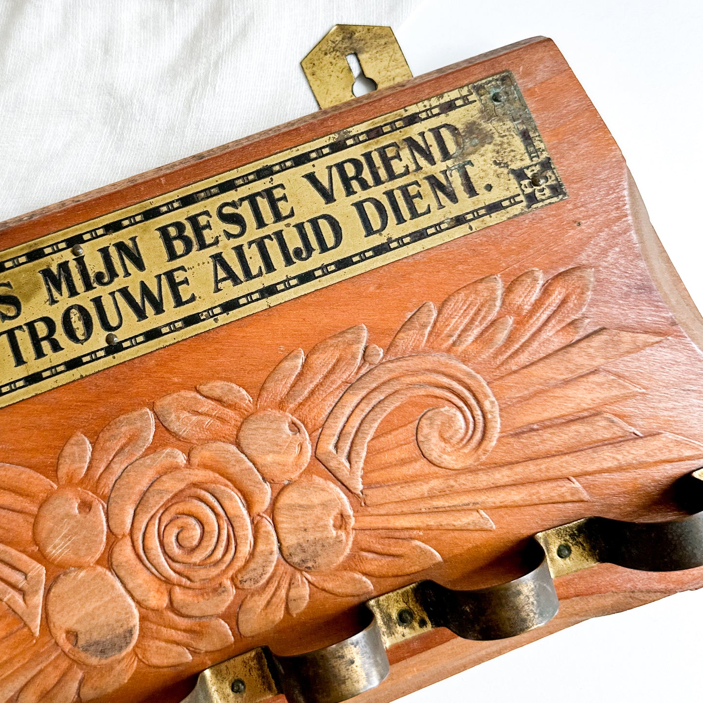 Dutch Wall Pipe Rack