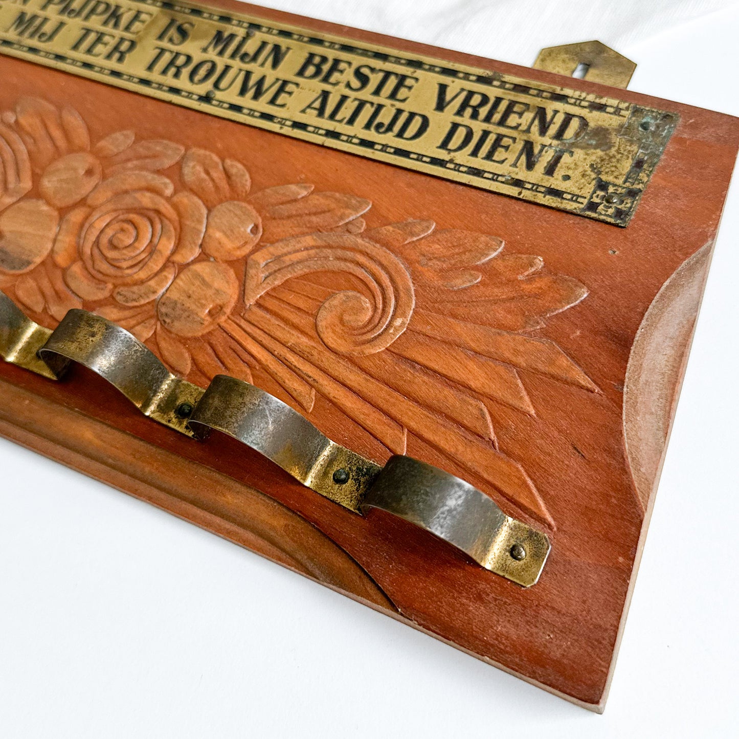 Dutch Wall Pipe Rack