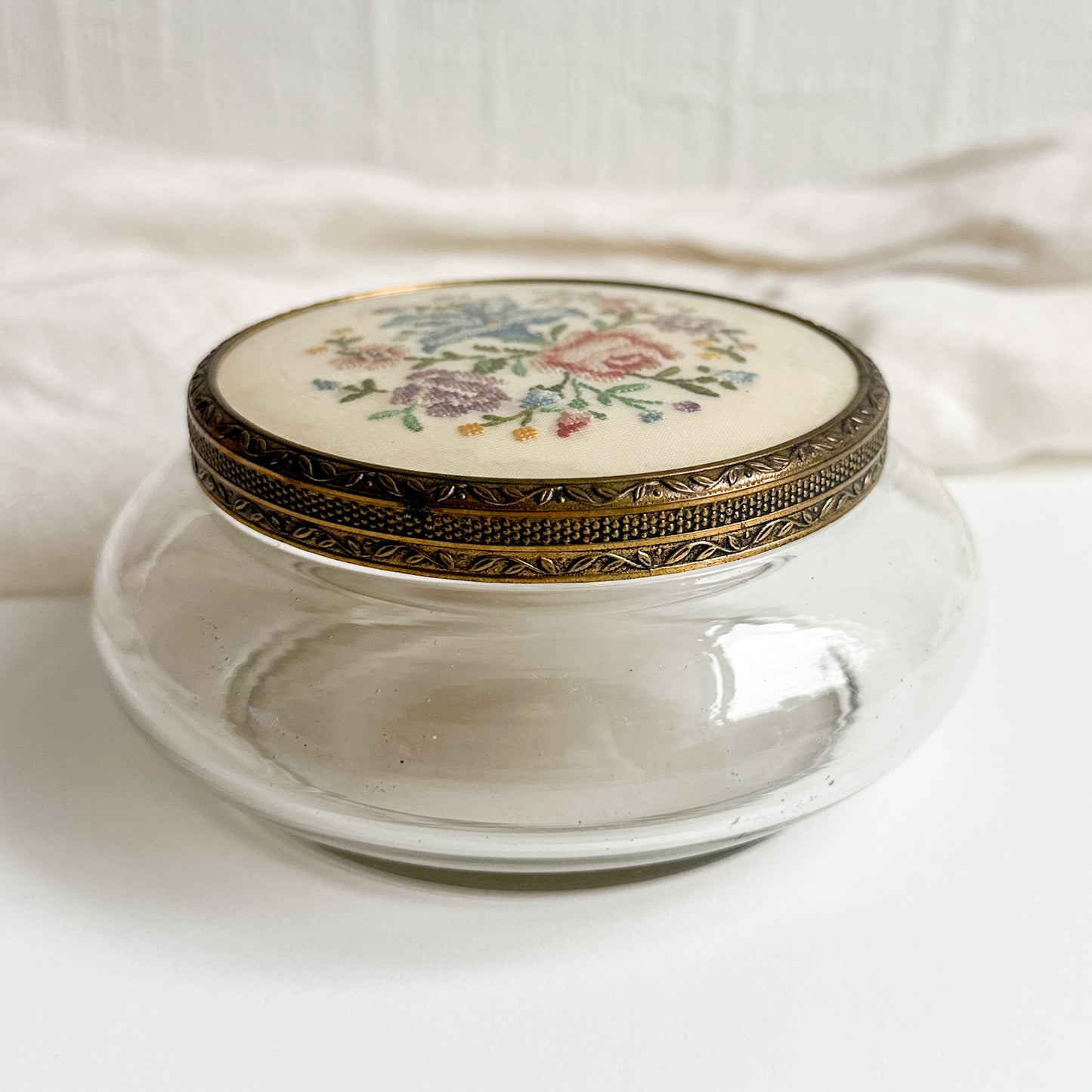 Vanity Trinket / Powder Jar