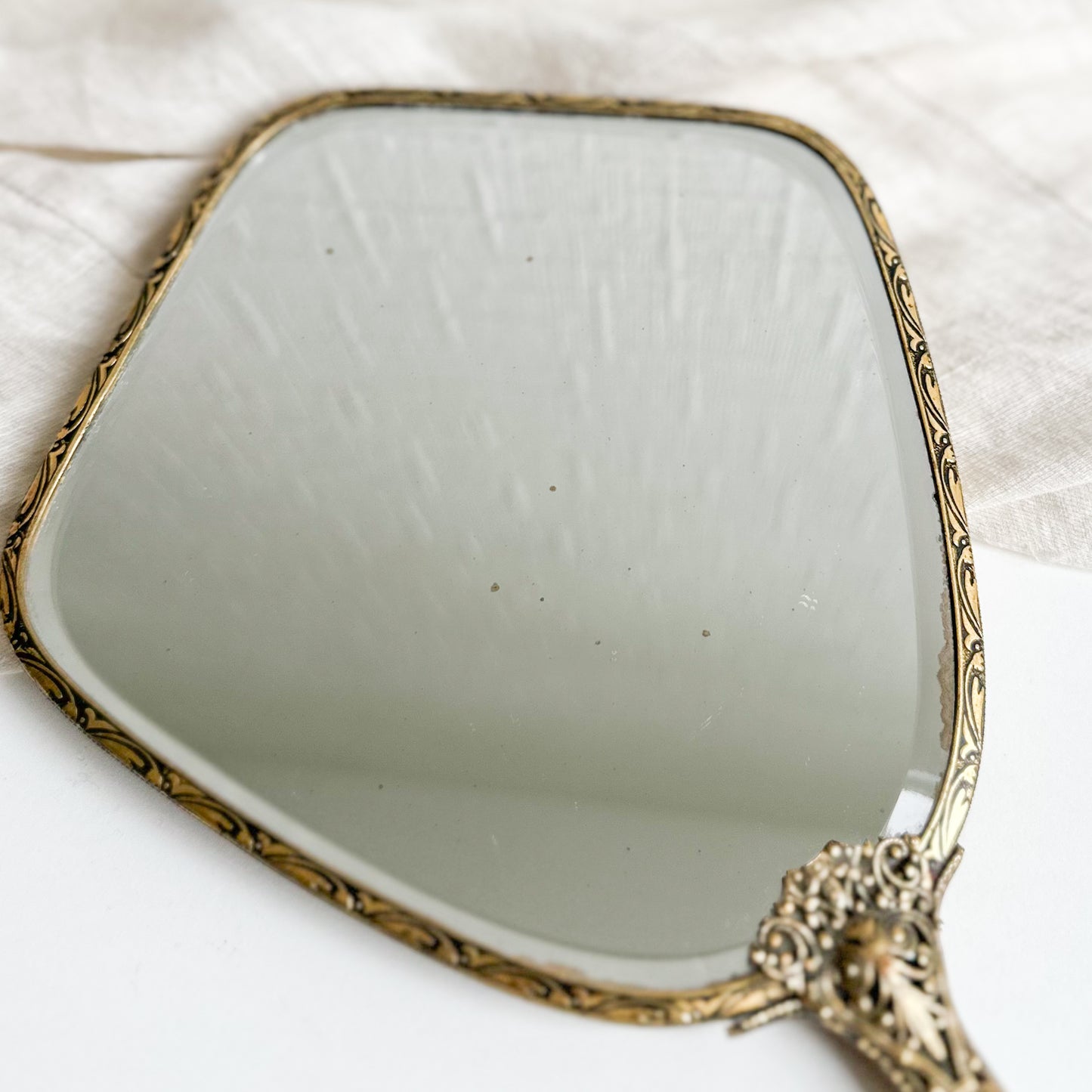 Handheld Mirror with Embroidery