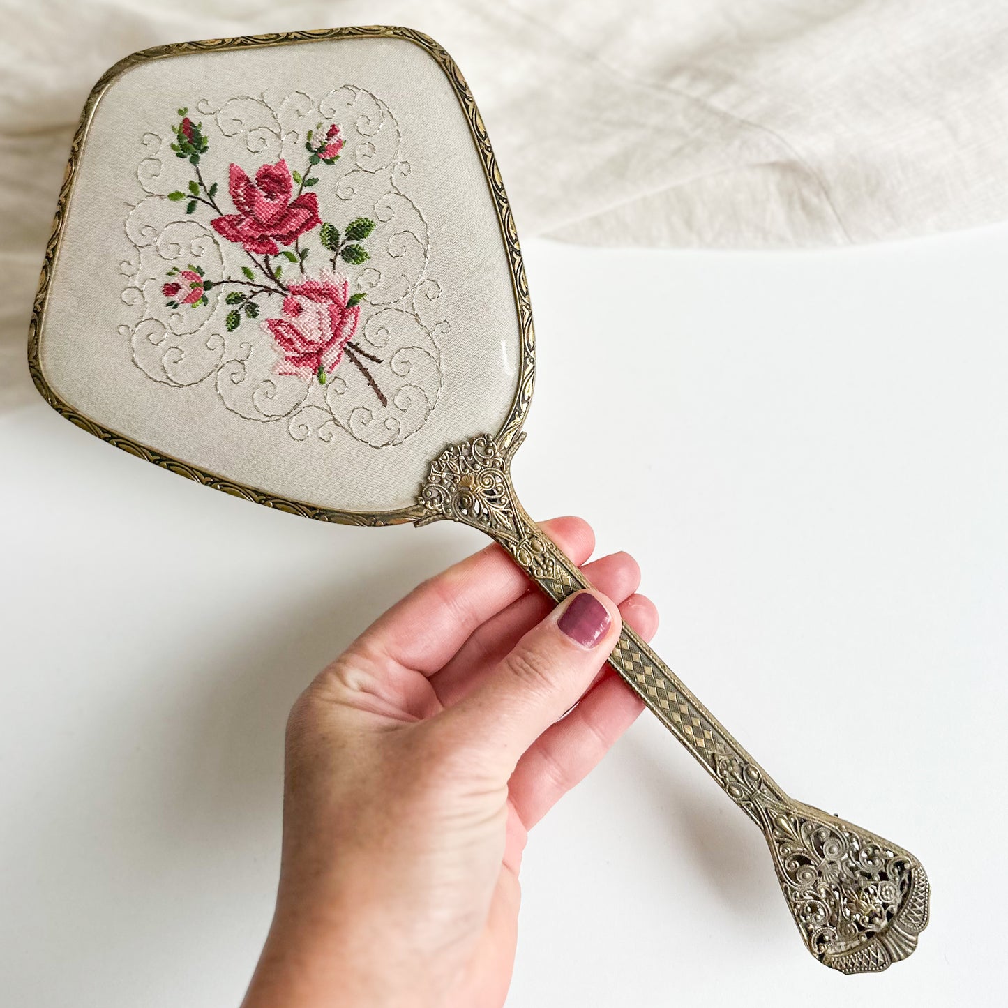Handheld Mirror with Embroidery