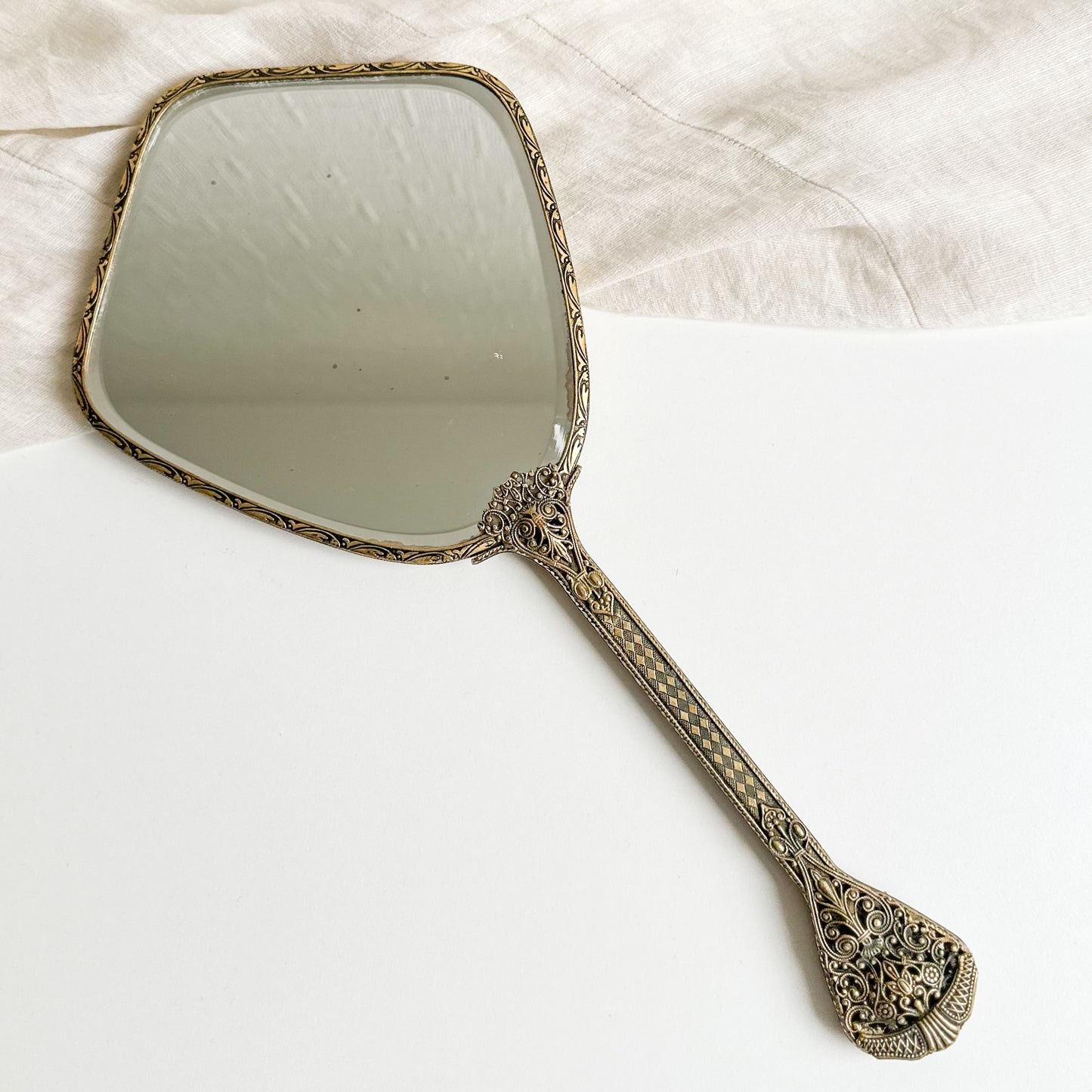 Handheld Mirror with Embroidery