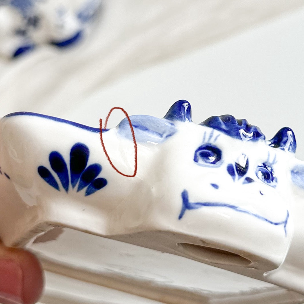 Blue Delft Cow Set