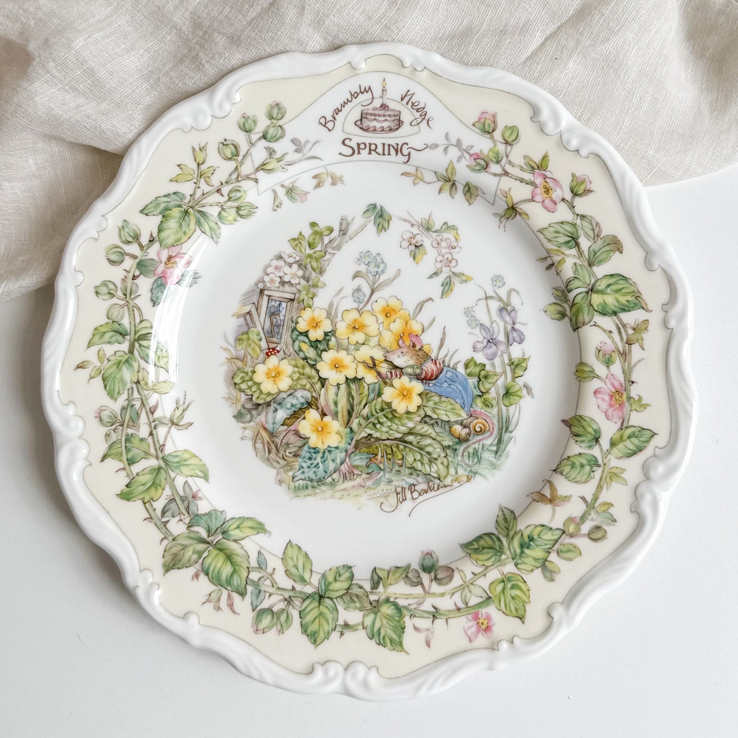 Brambly Hedge Plate - ‘Spring’