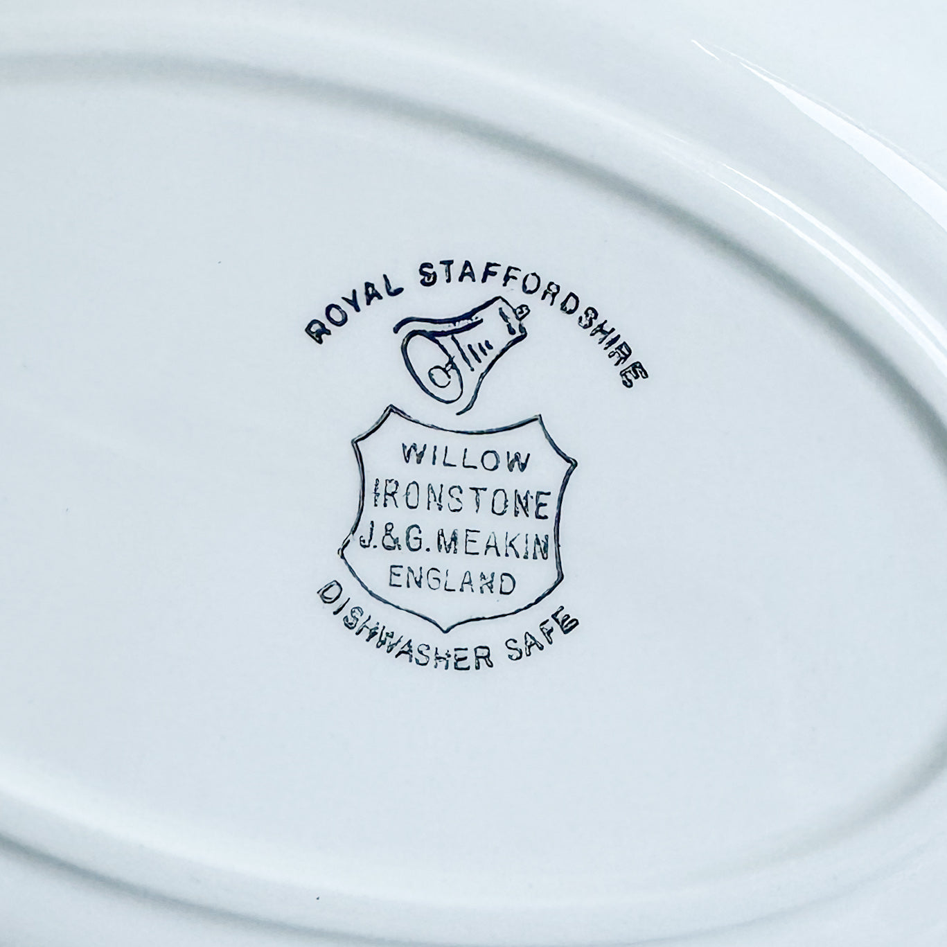 Willow Gravy Boat and Plate