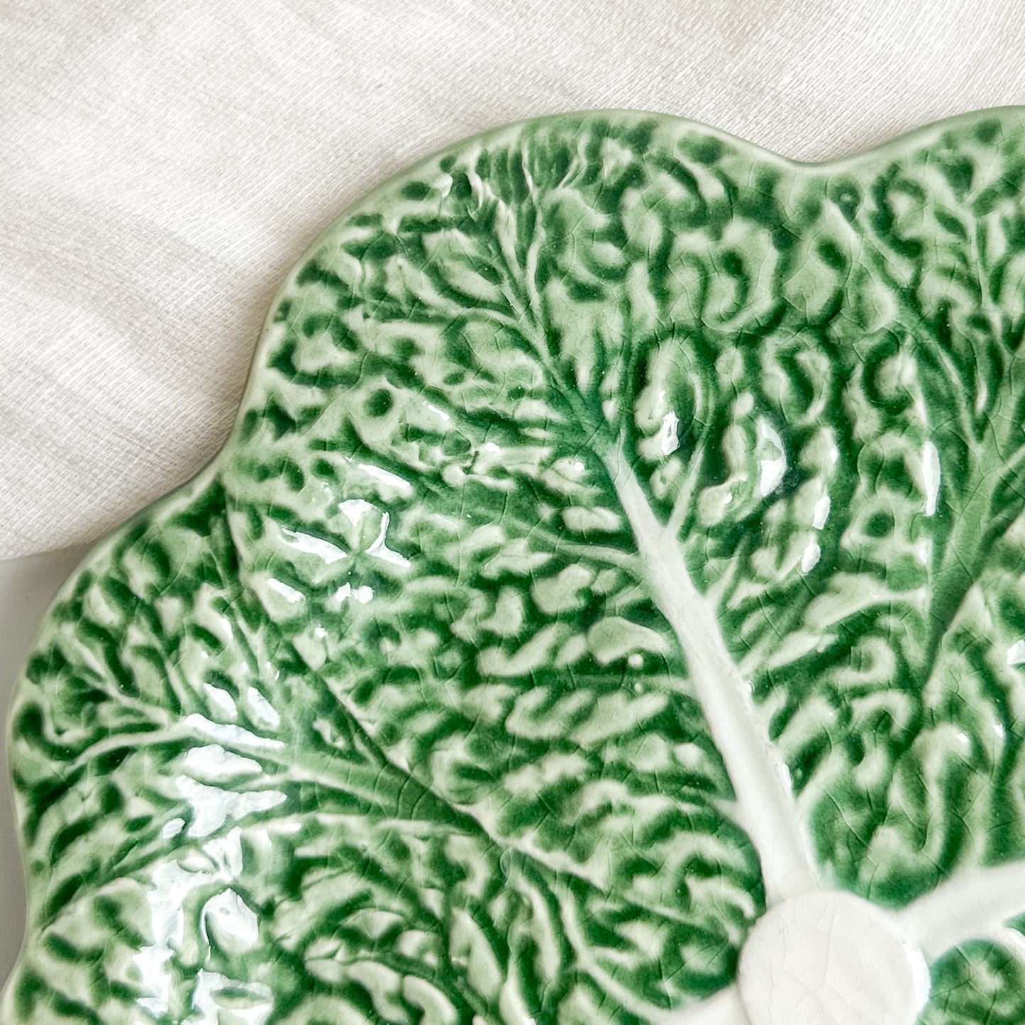 Bordallo Cabbage Leaf Plate