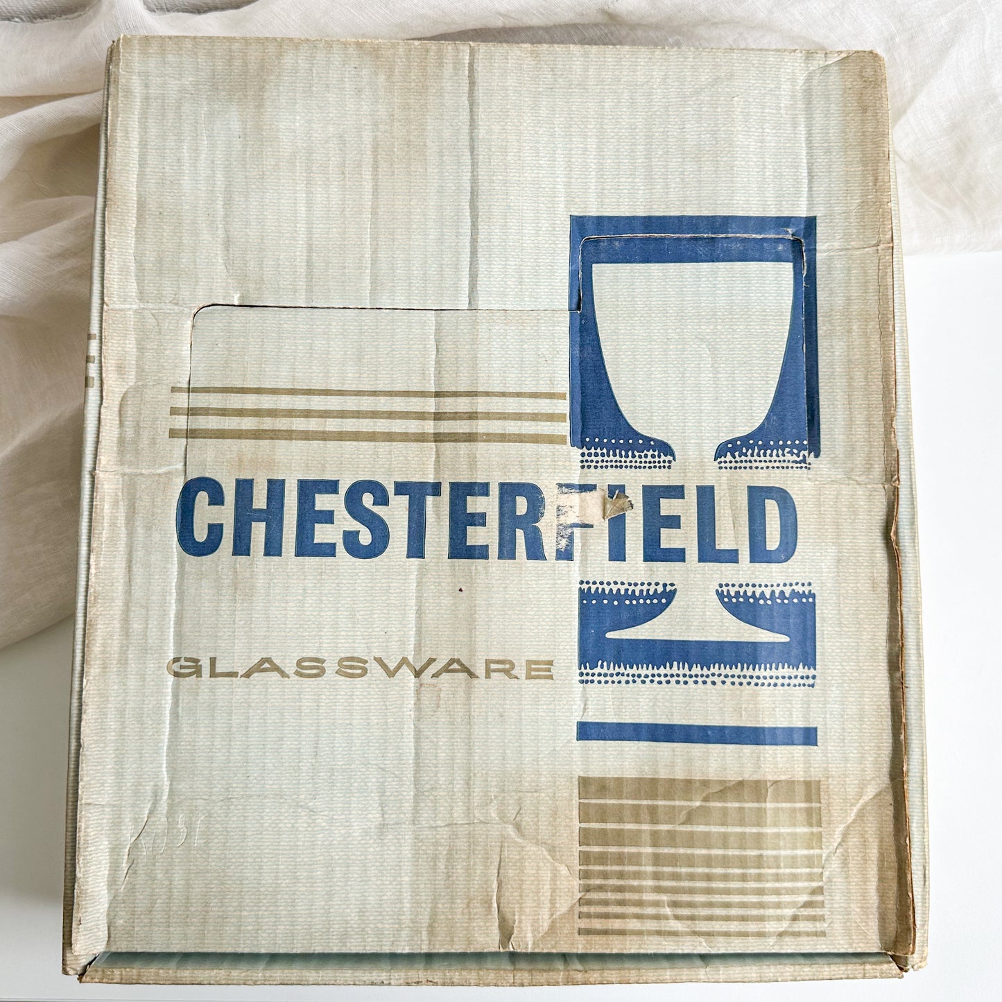 6 Wine Glasses with Grape Pattern