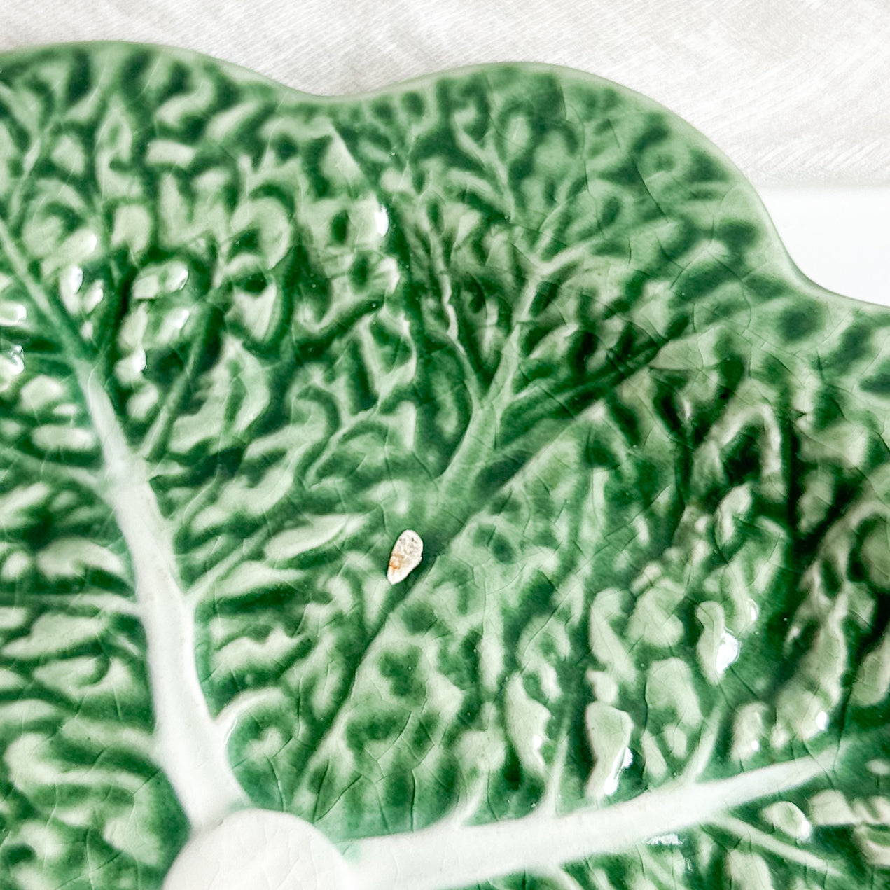 Bordallo Cabbage Leaf Plate