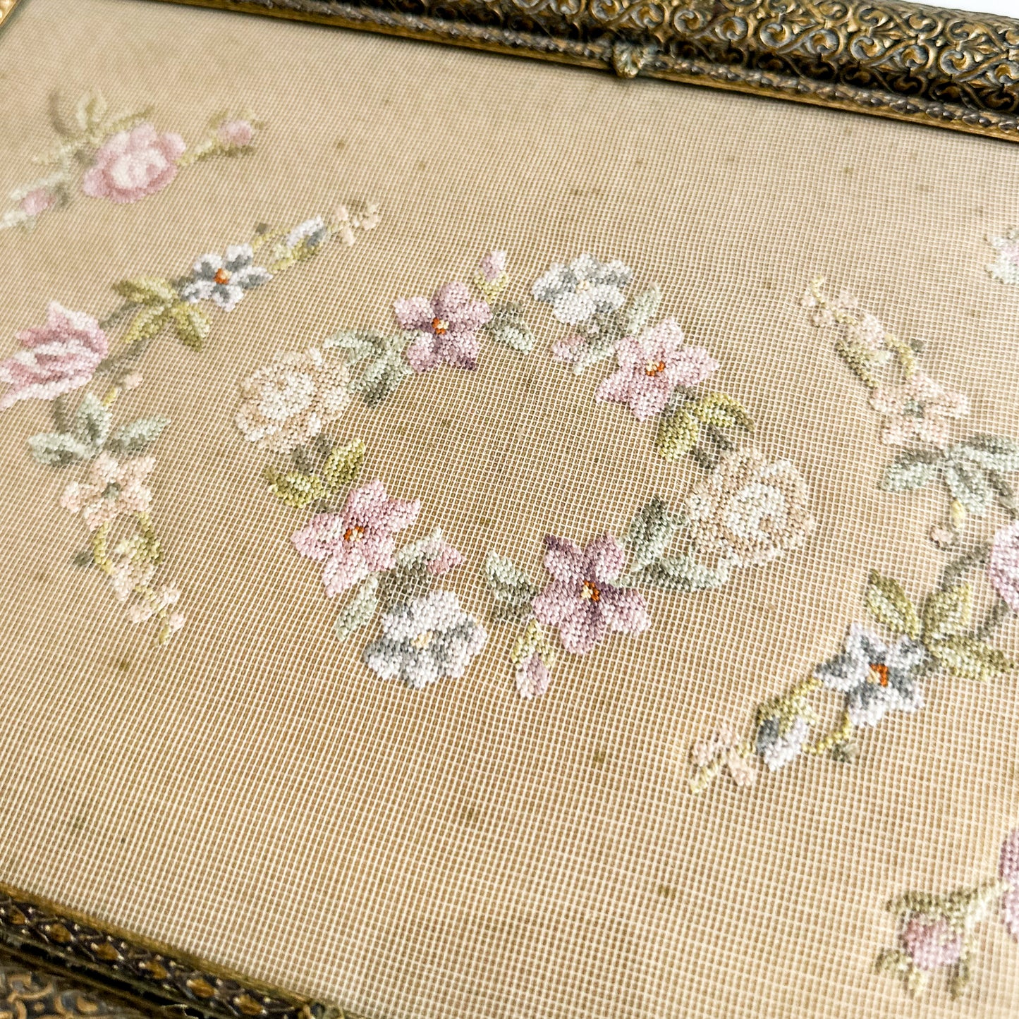 Vanity Tray with Embroidery