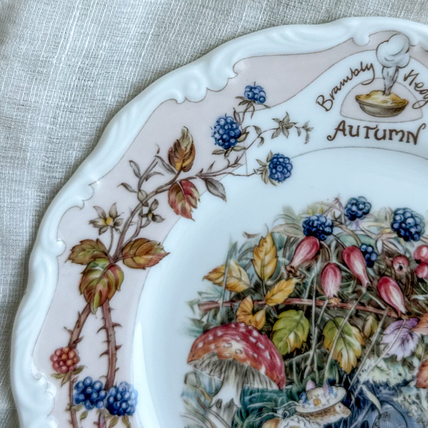 Brambly Hedge ‘Autumn’ Tea Plate