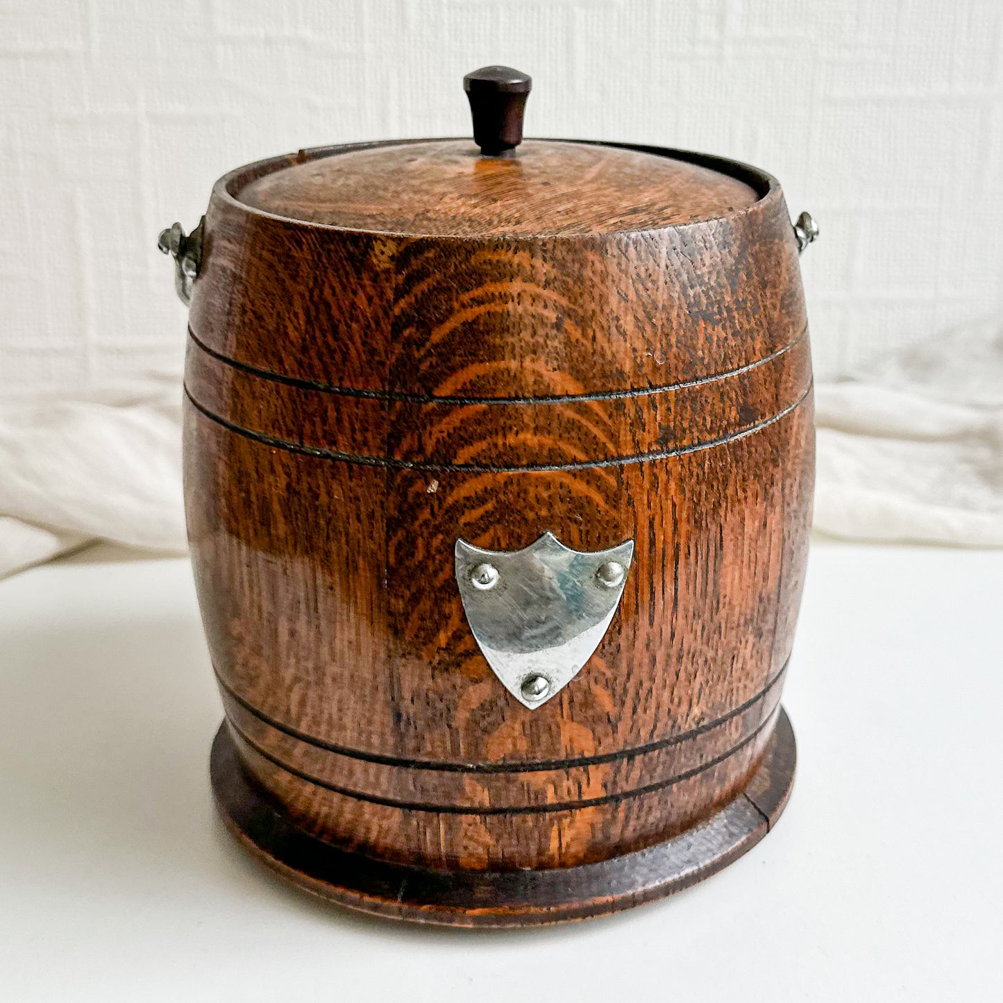 Oak Biscuit Barrel