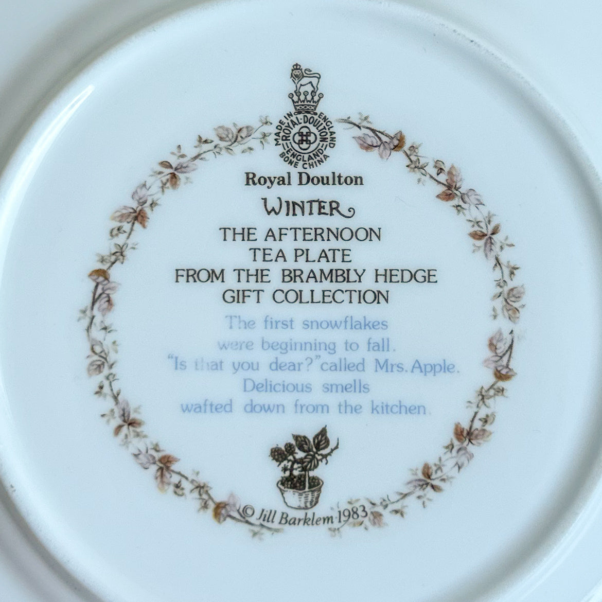 Brambly Hedge ‘Winter’ Tea Plate