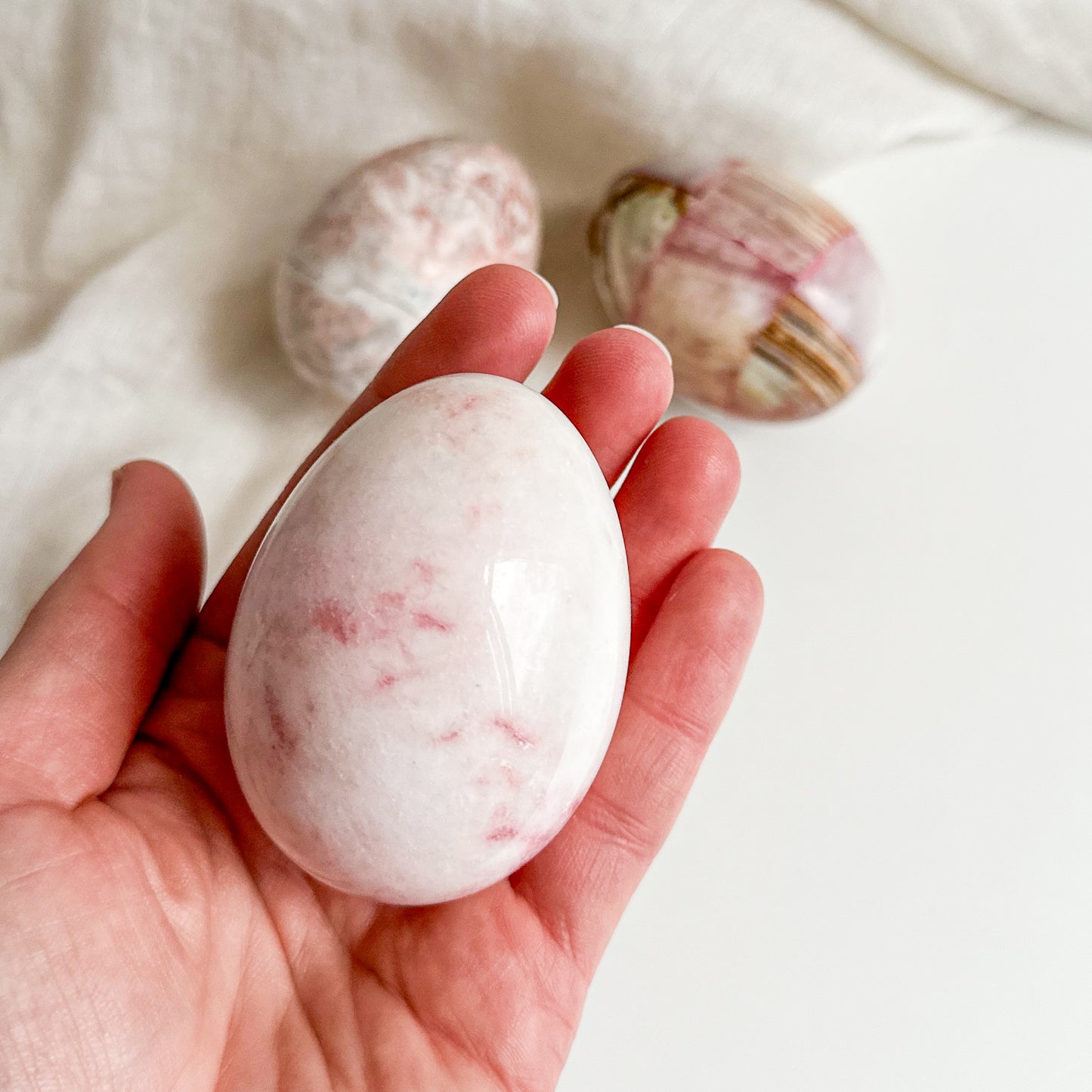 Set of 3 Marble Onyx Eggs