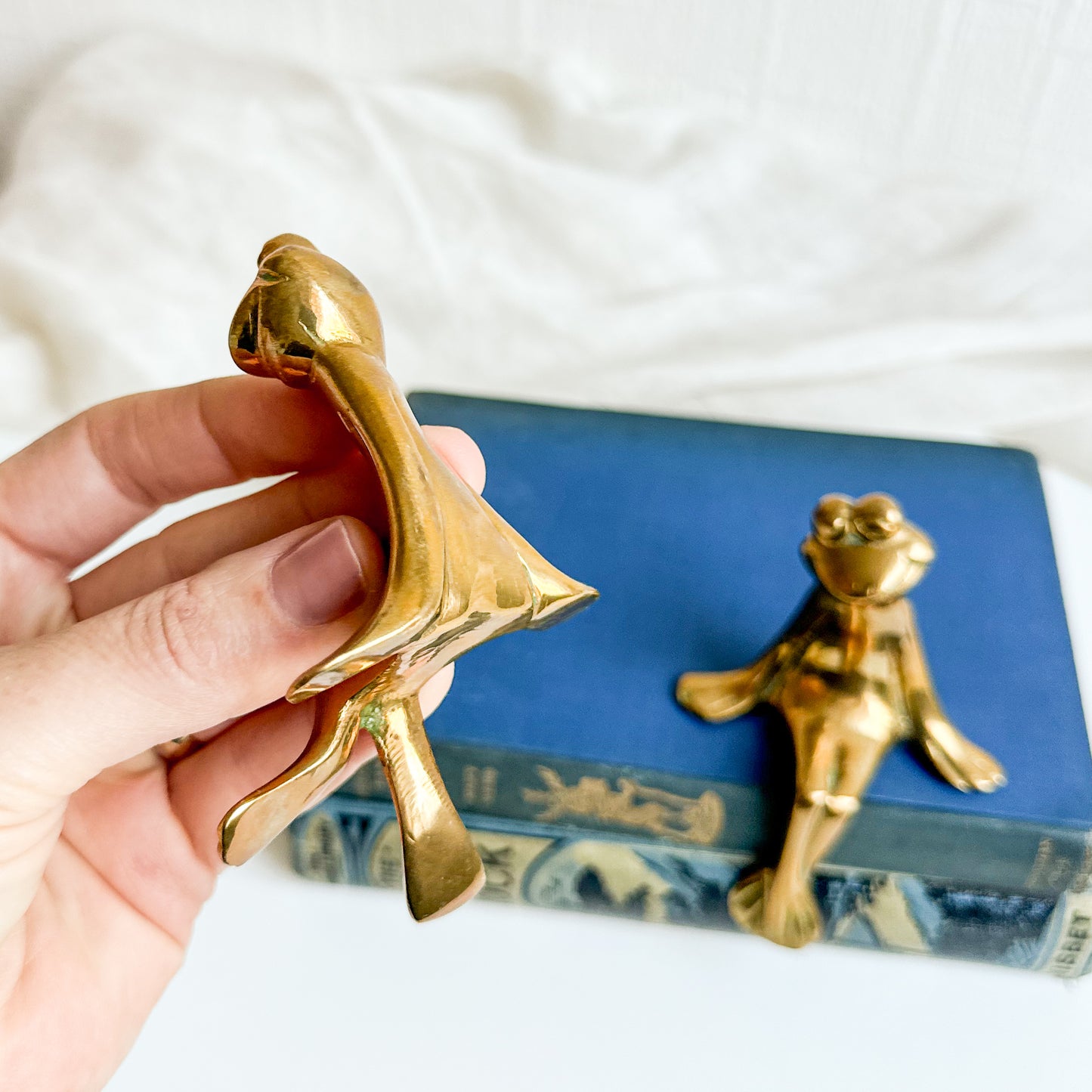 Pair of Shelf Sitting Frogs