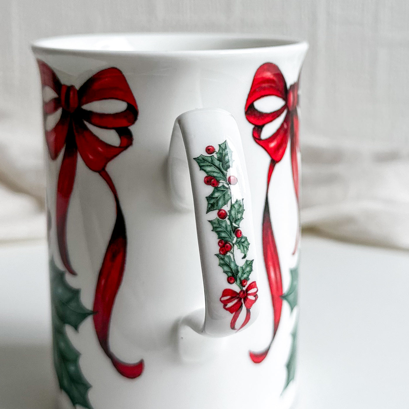 Mug with Holly and Bows