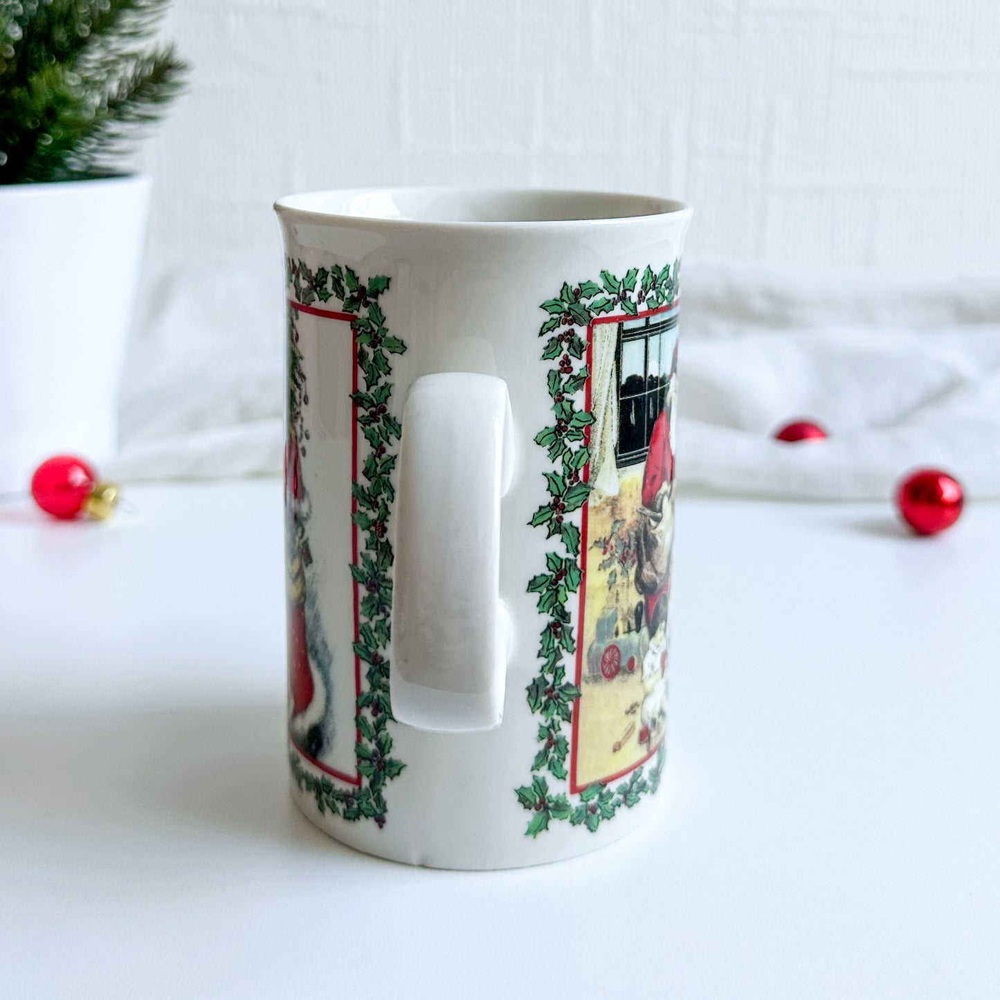 Christmas Mug by Dunoon Scotland