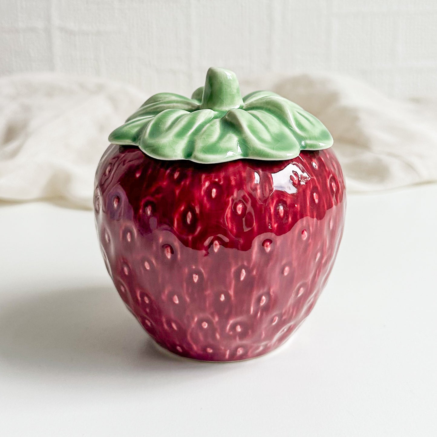Sylvac Strawberry Jam Pot
