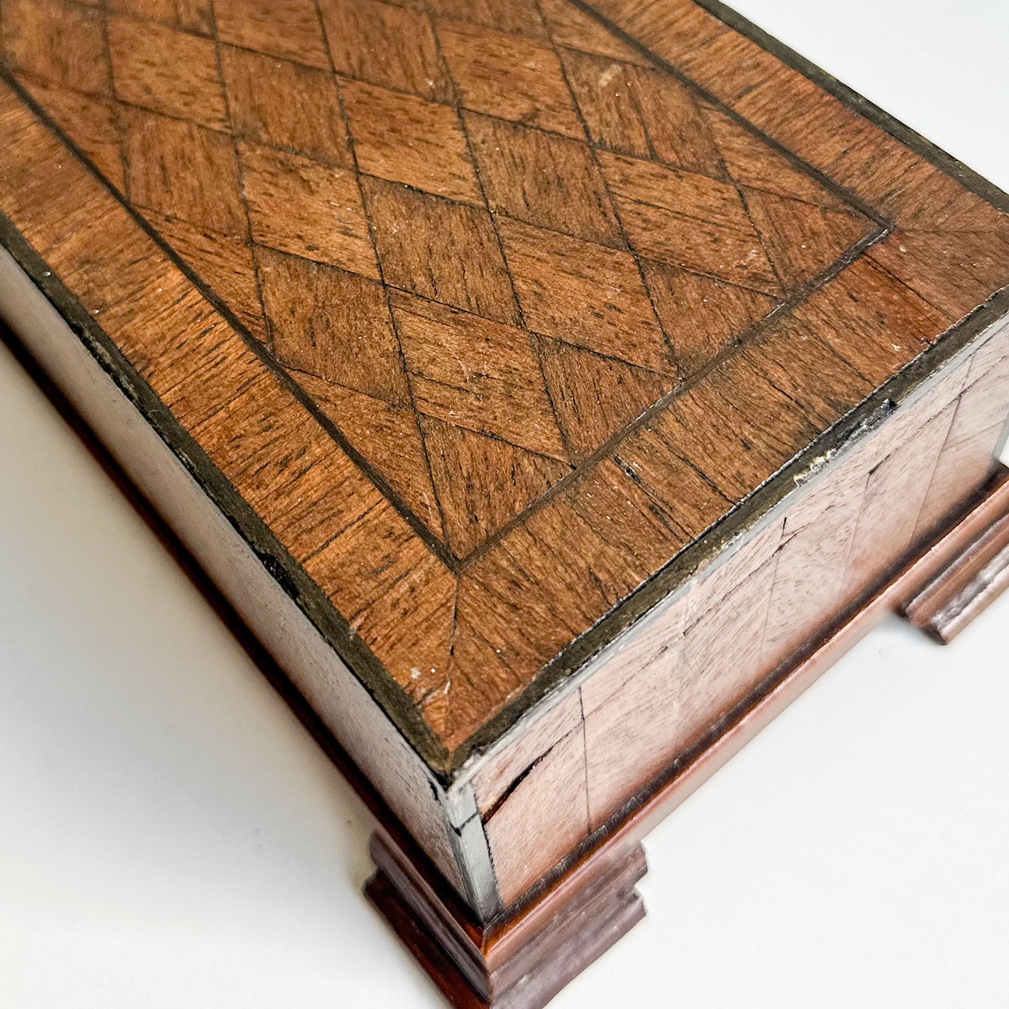 Geometric Inlay Box