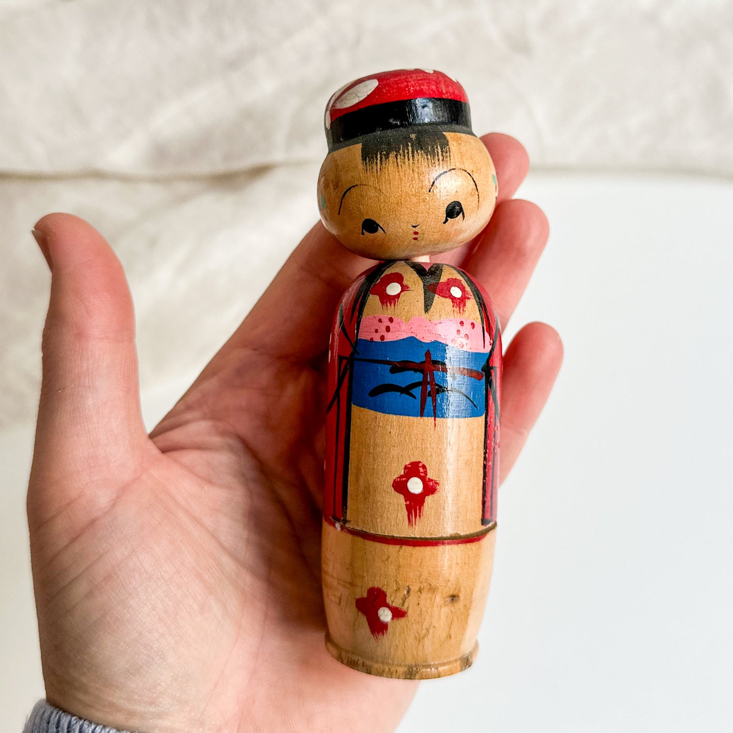 Vintage Kokeshi Bobblehead Nesting Dolls