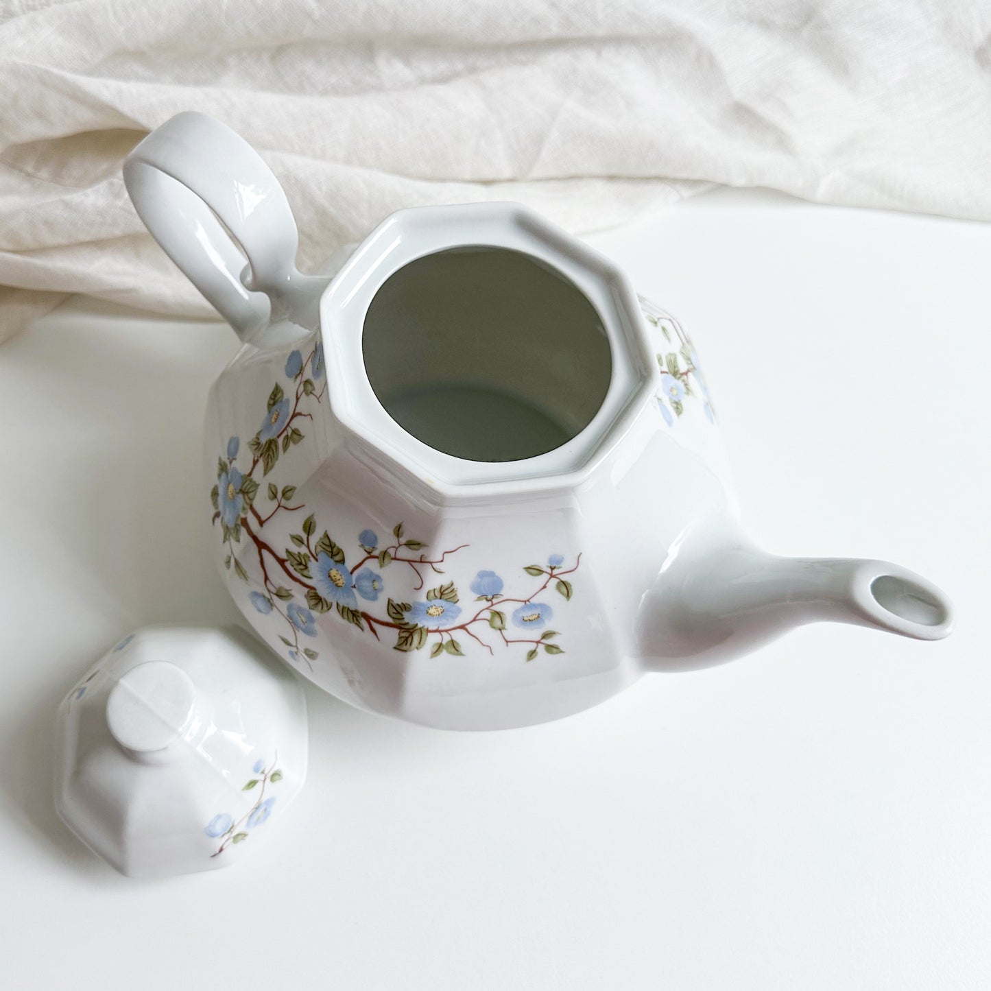 Vintage Blue Floral Teapot