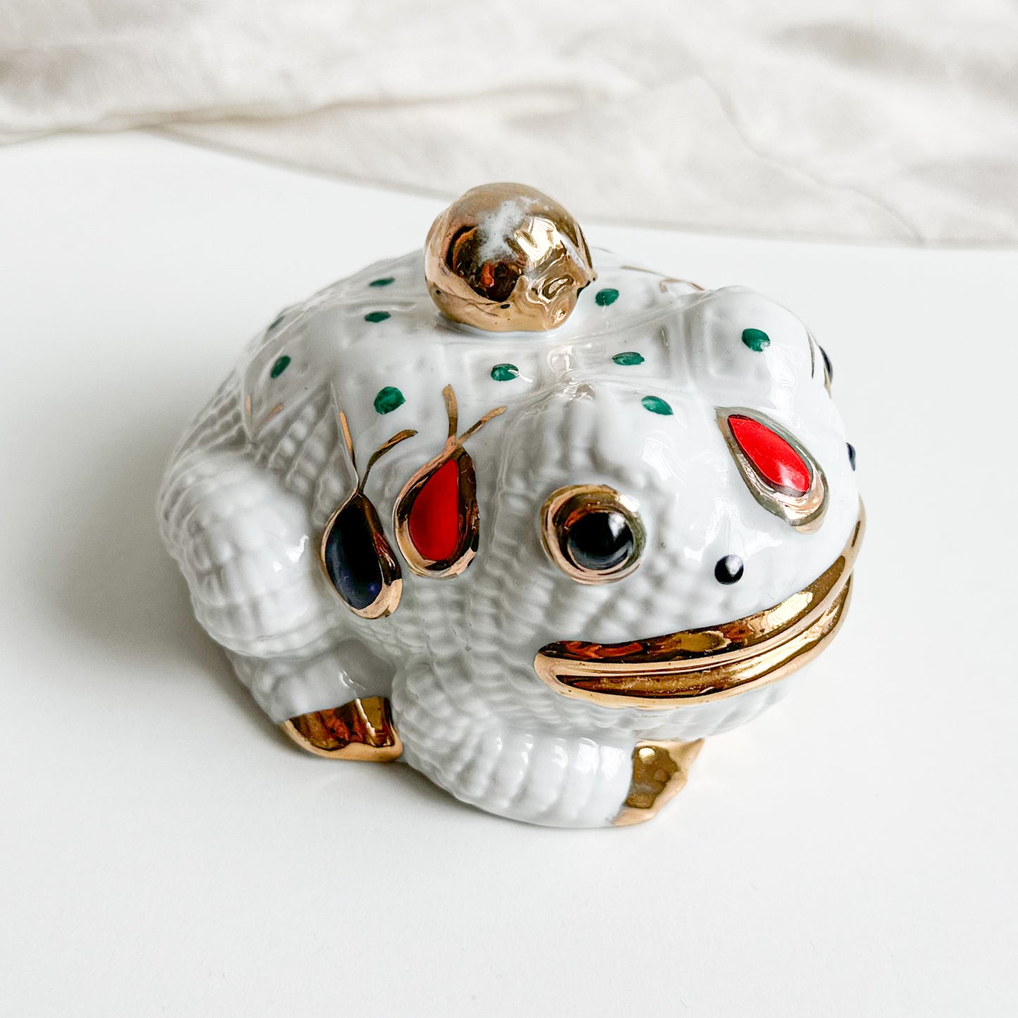 Porcelain Frog by Buccellati San Marco