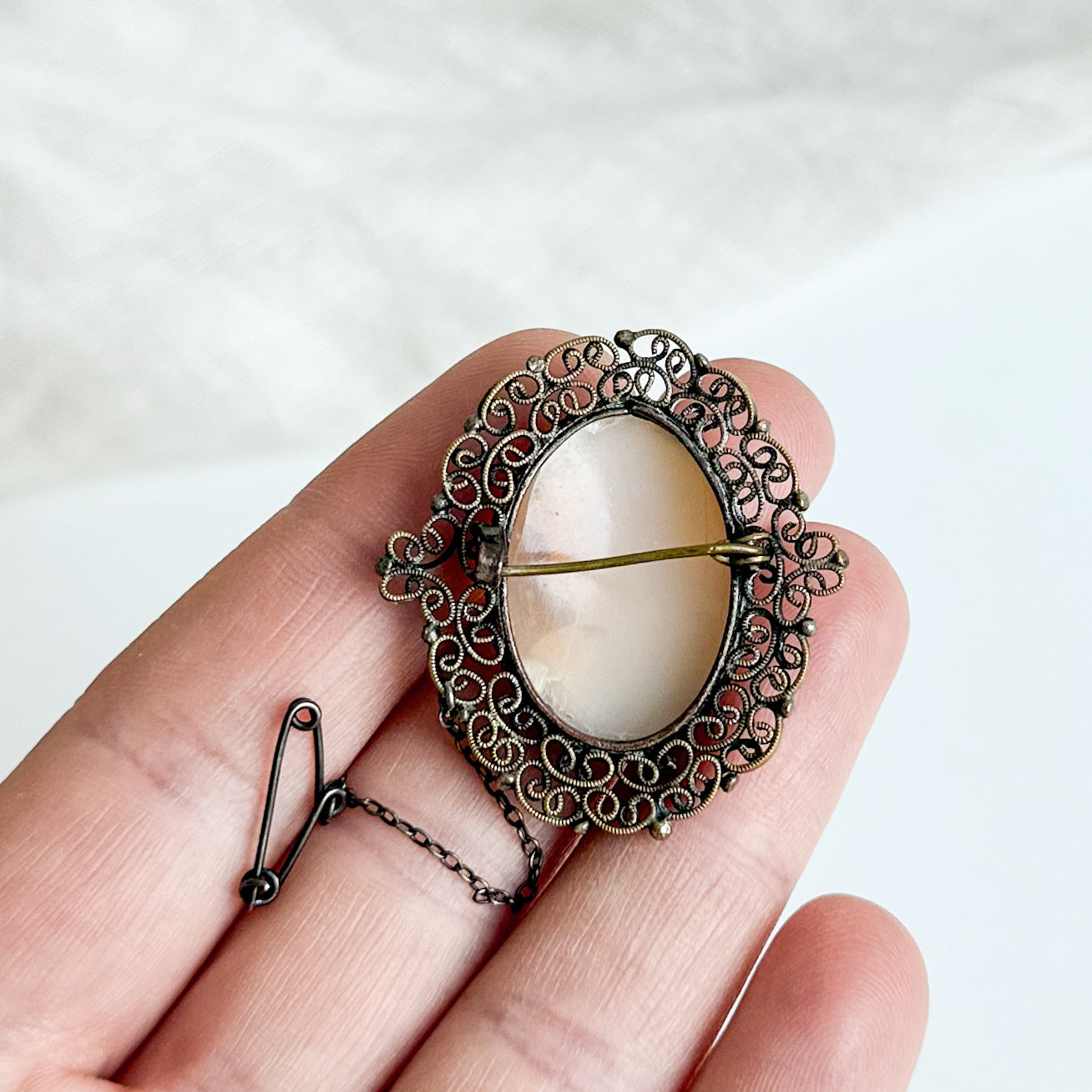 Art Deco Shell Cameo Brooch