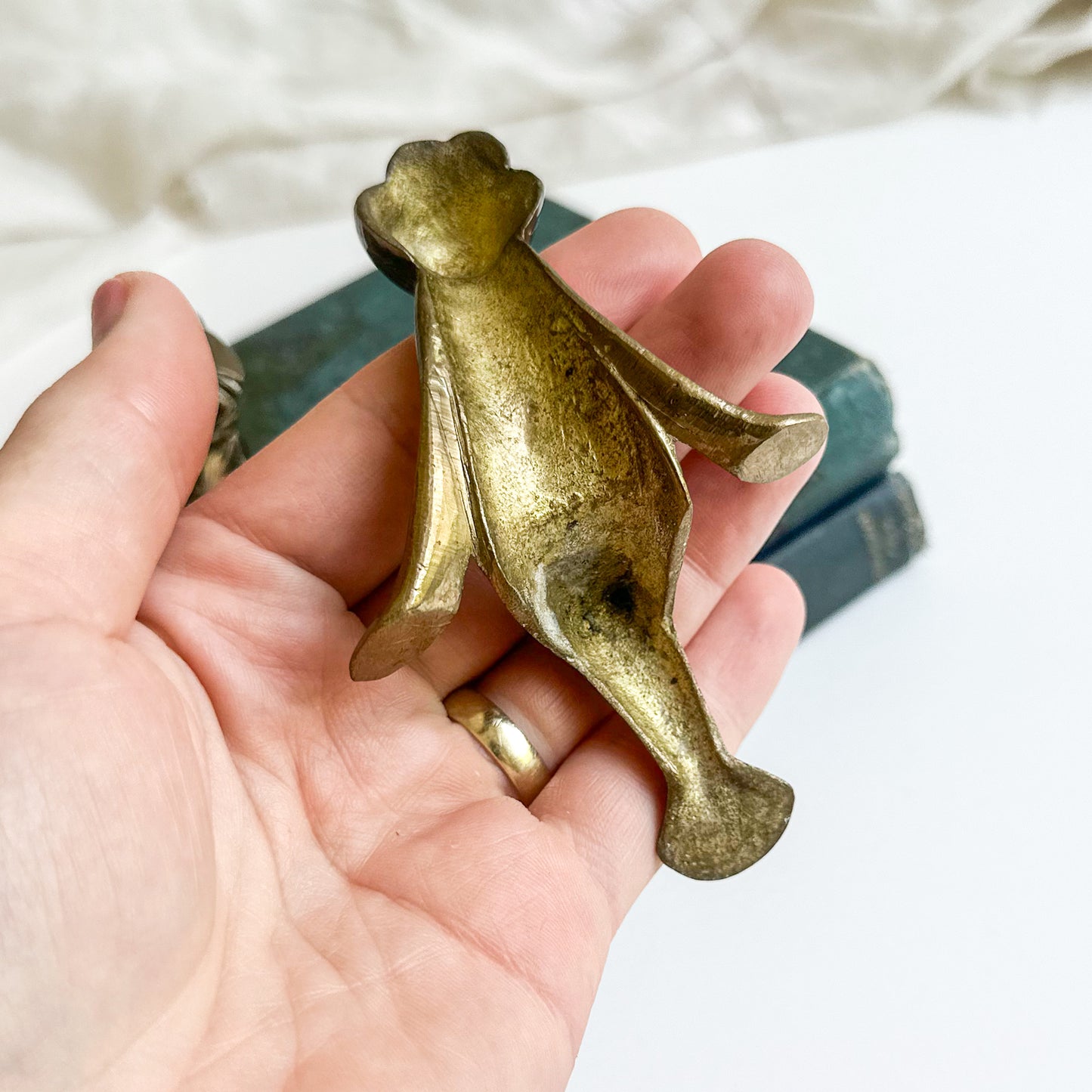 Pair of Shelf Sitting Frogs
