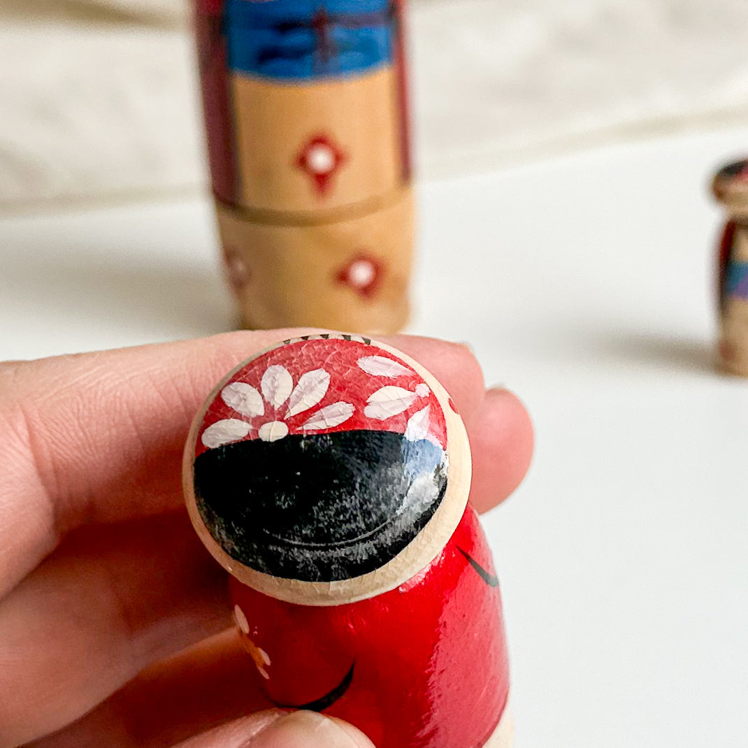 Vintage Kokeshi Bobblehead Nesting Dolls