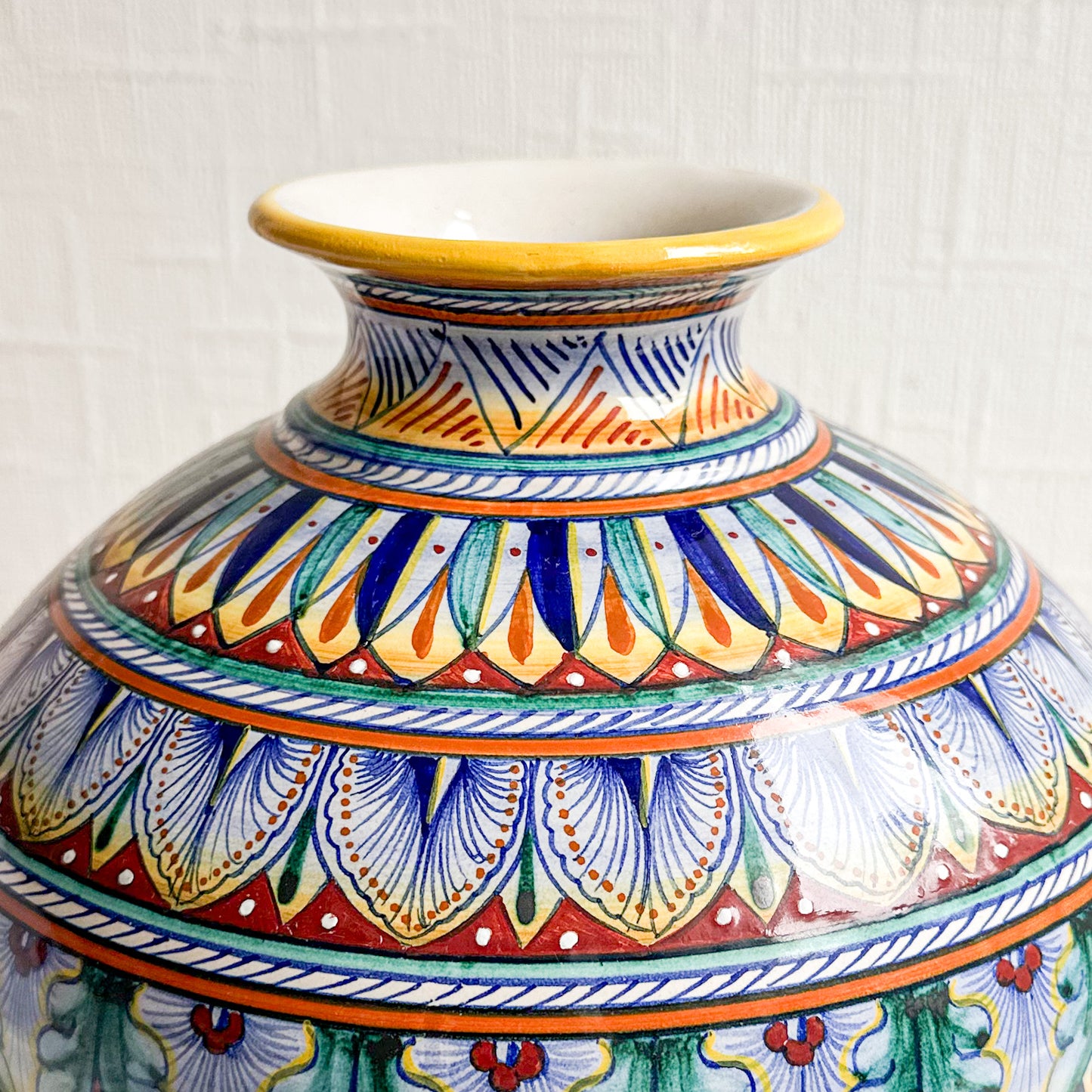 Large Terra di Siena Vase