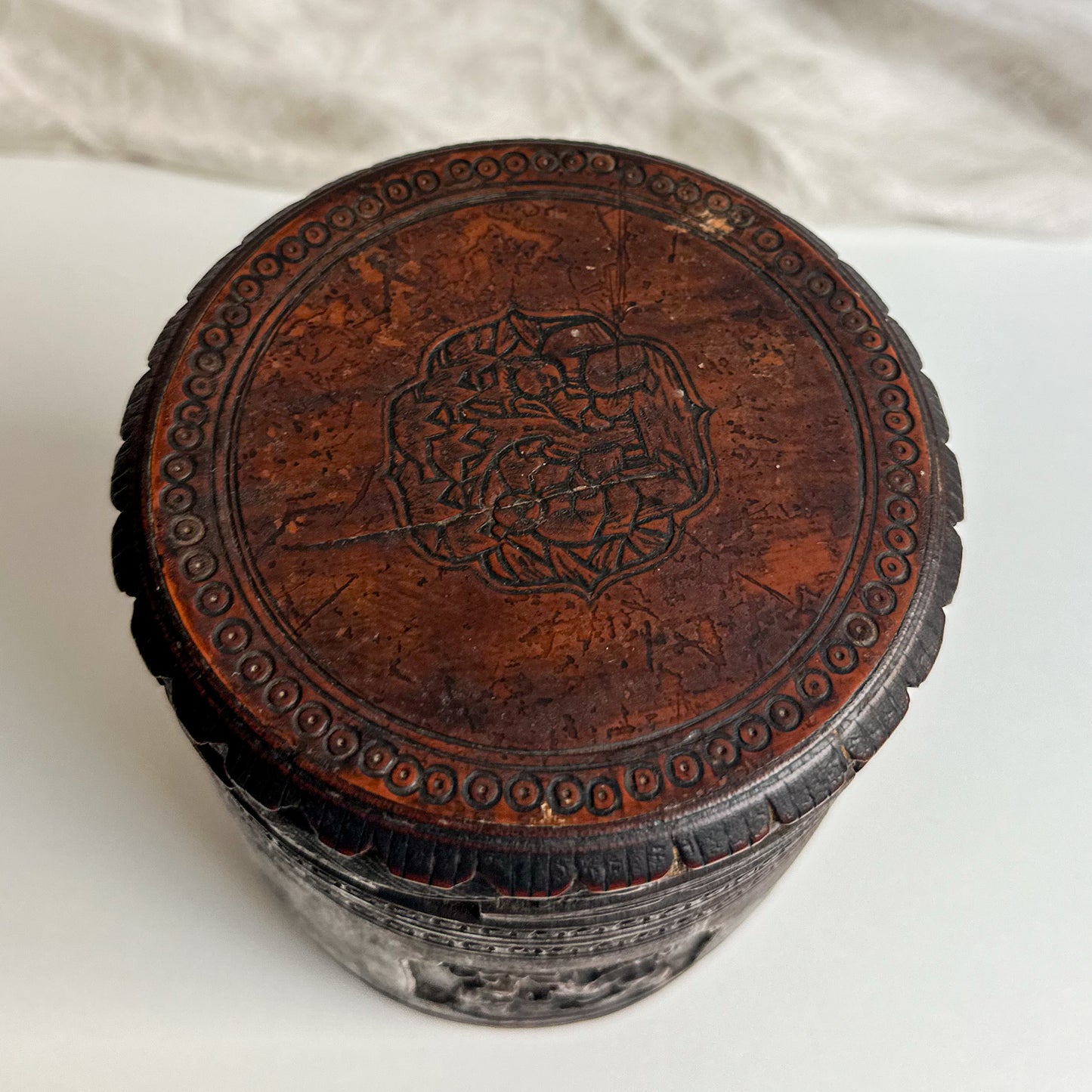 Chinese Carved Bamboo Tobacco Box