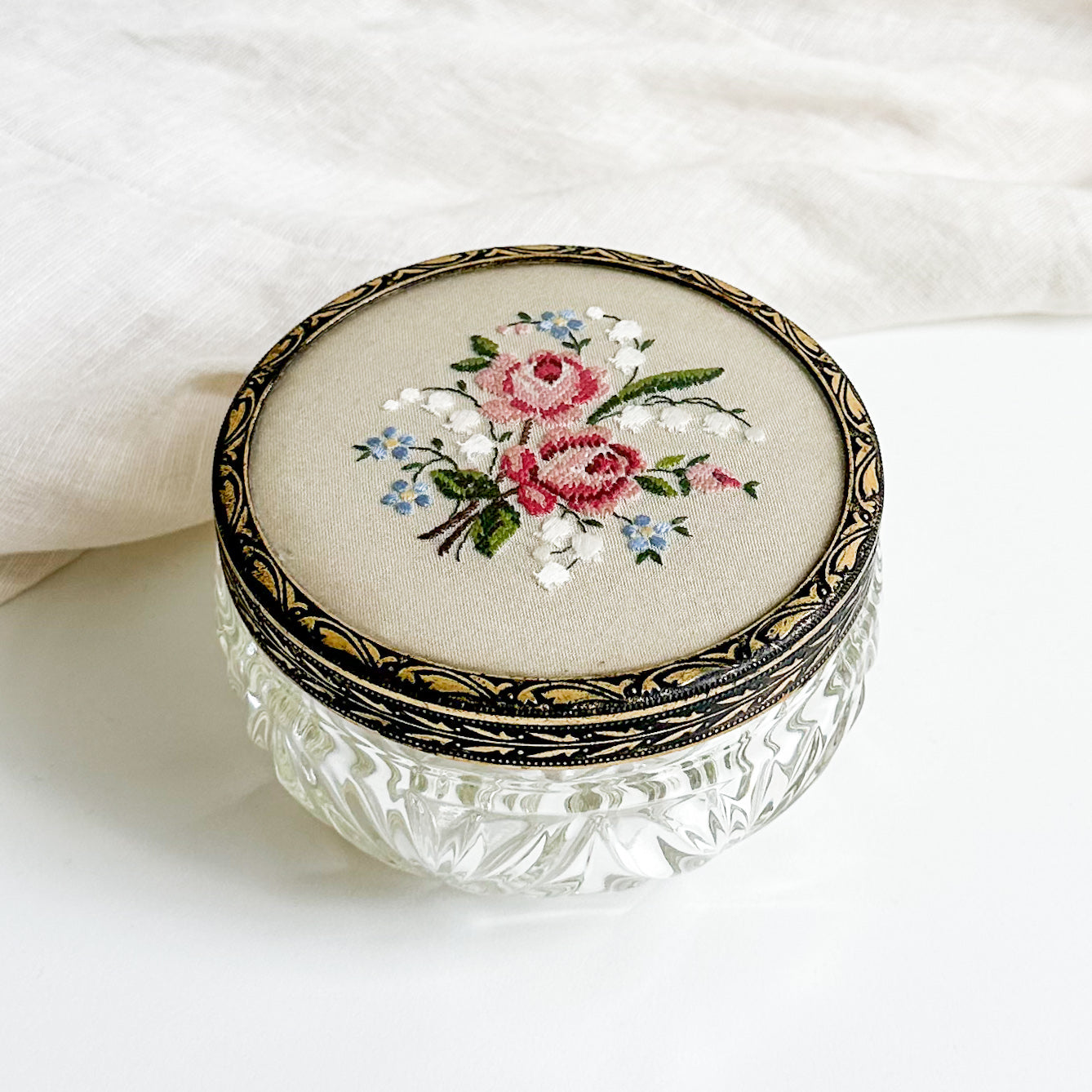 Vanity Trinket / Powder Jar