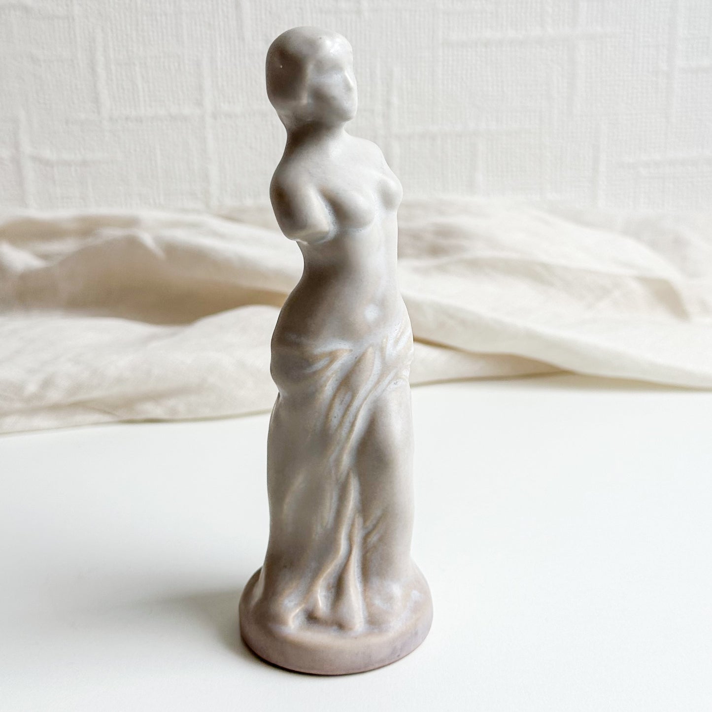 Venus de Milo Figurine
