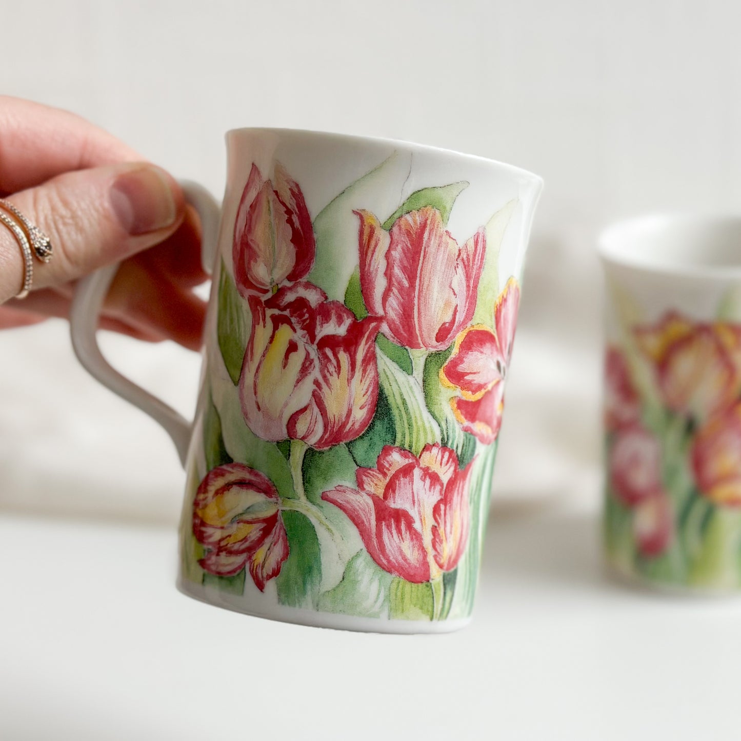 Pair of Tulip Mugs by Royal Doulton