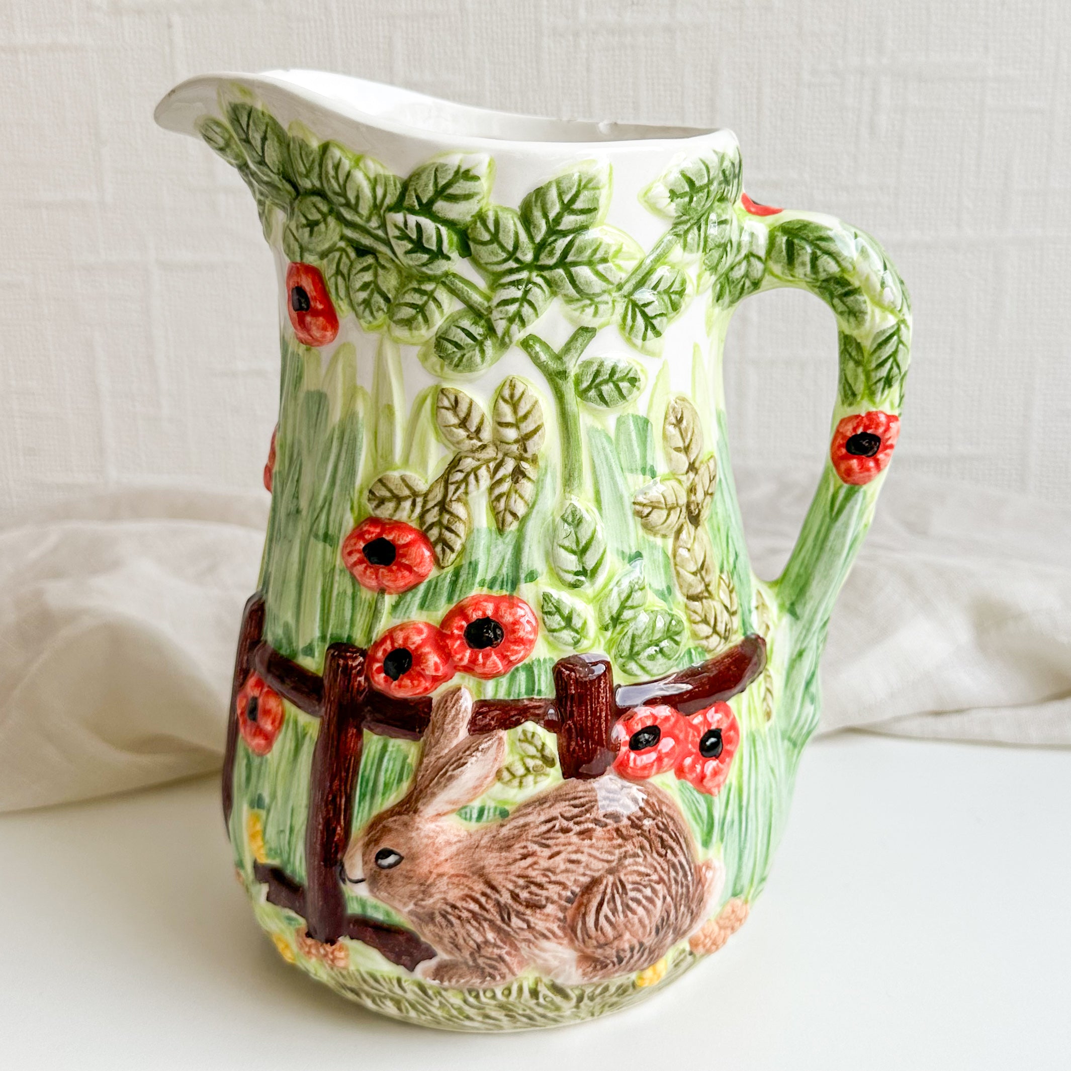 Poppies and Rabbits Jug – Angela's Vintage Shop