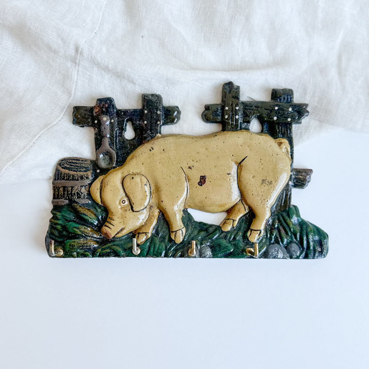 Key Rack Pig Pig Wall Key Holder – Angela's Vintage Shop
