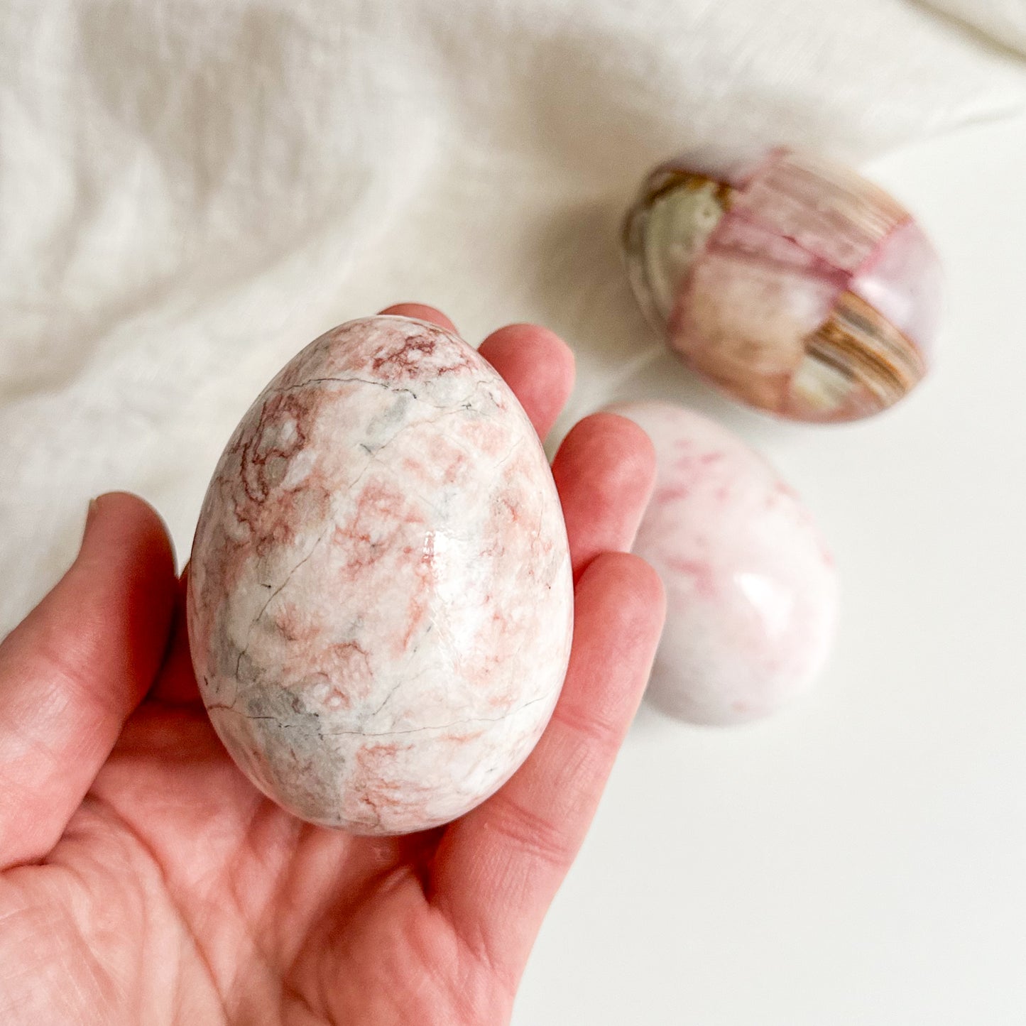 Set of 3 Marble Onyx Eggs