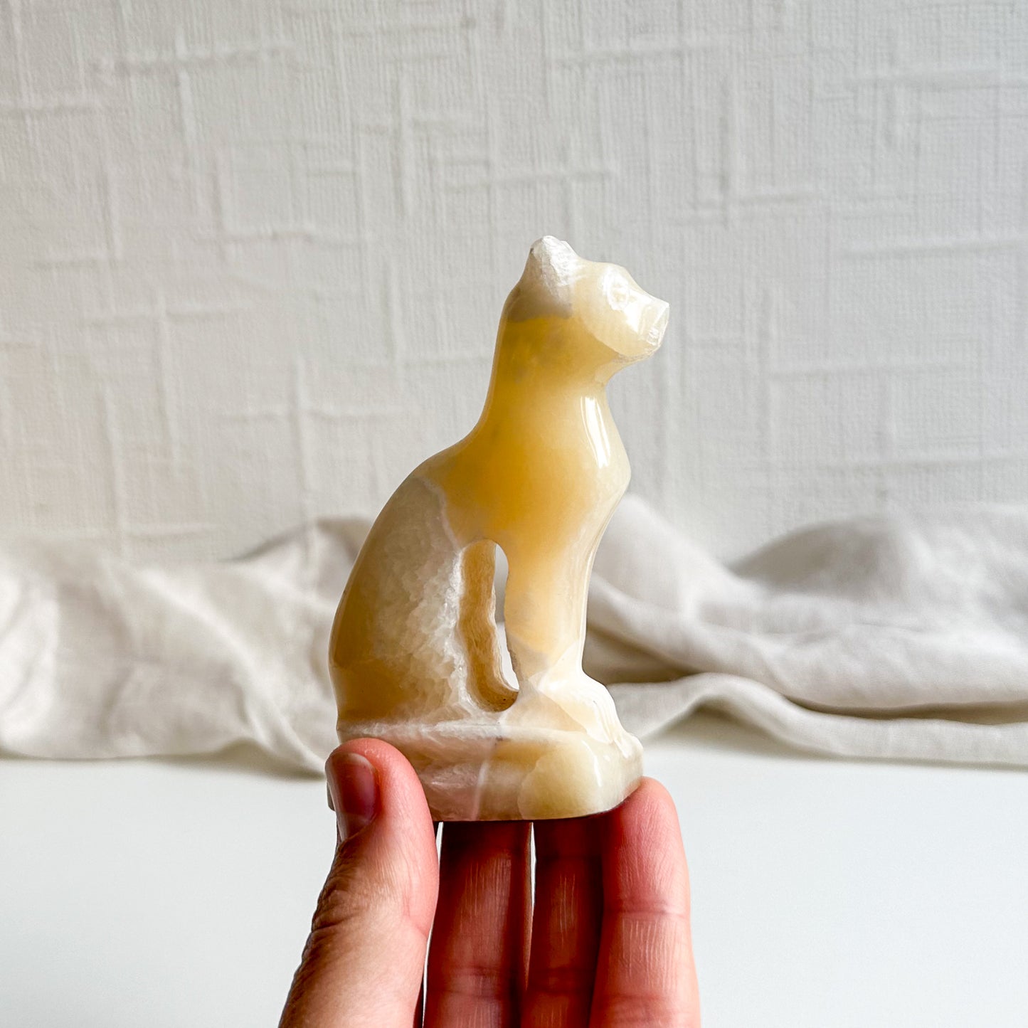 Hand Carved Onyx Cat Figurine