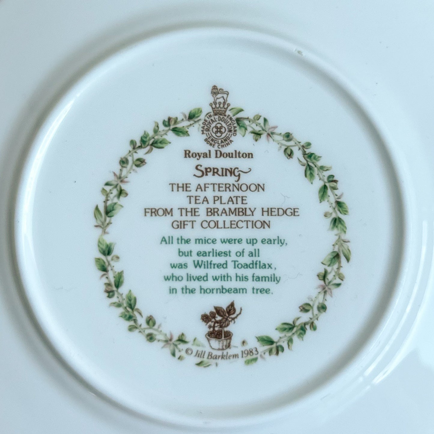 Brambly Hedge ‘Spring’ Tea Plate