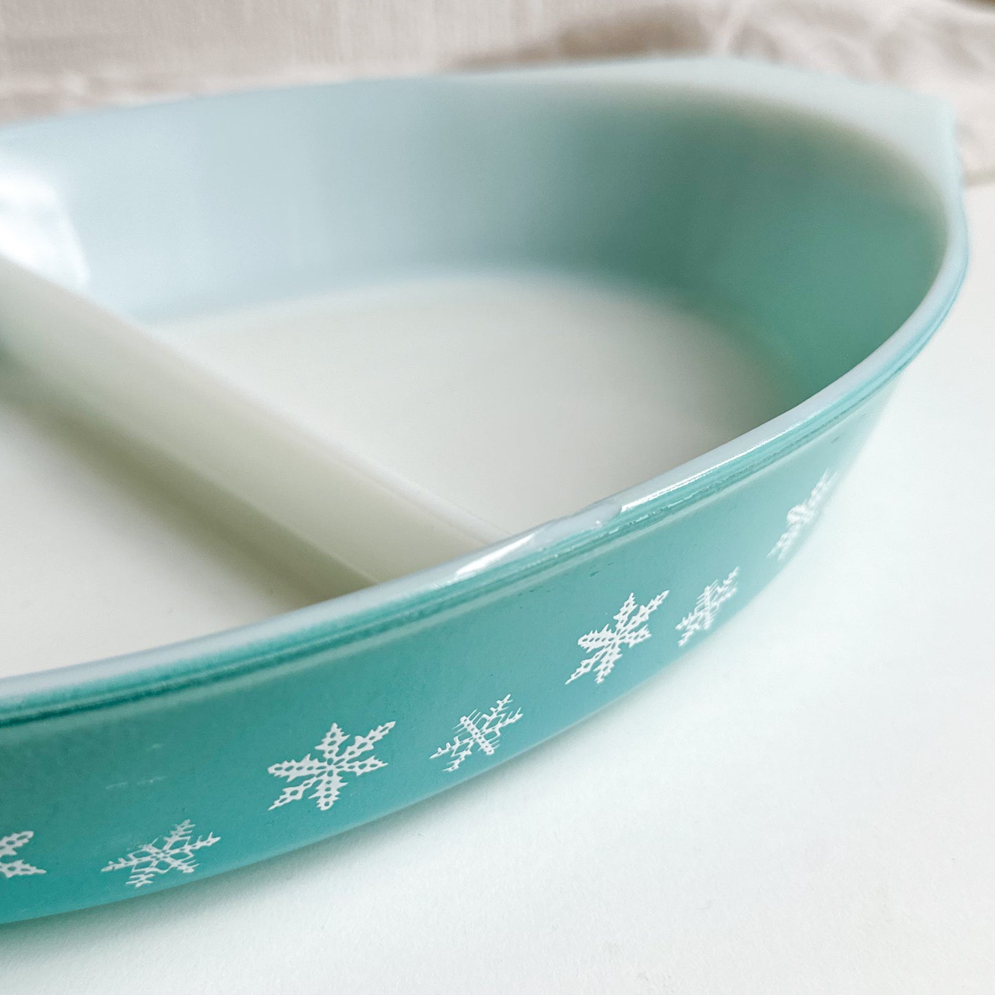 Pyrex JAJ Snowflake Divided Casserole Dish