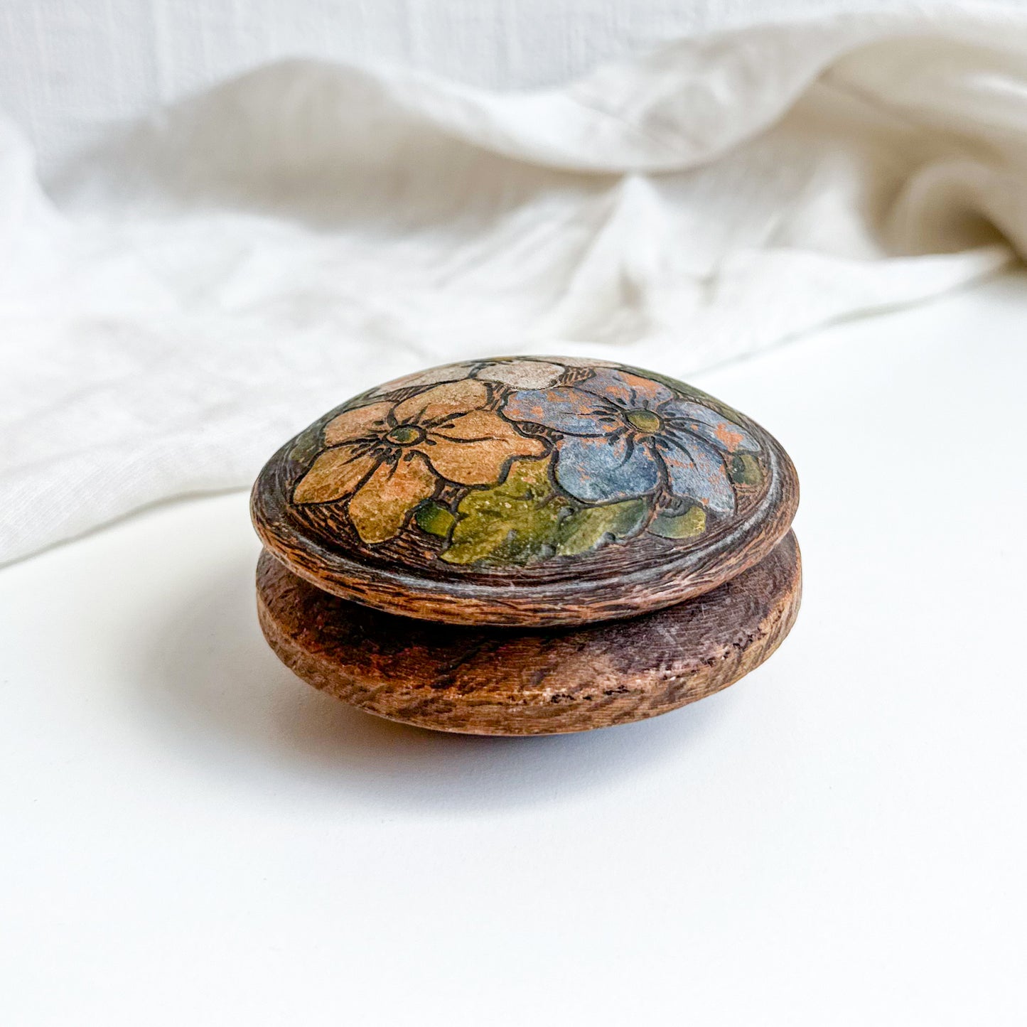 Round Wooden Box