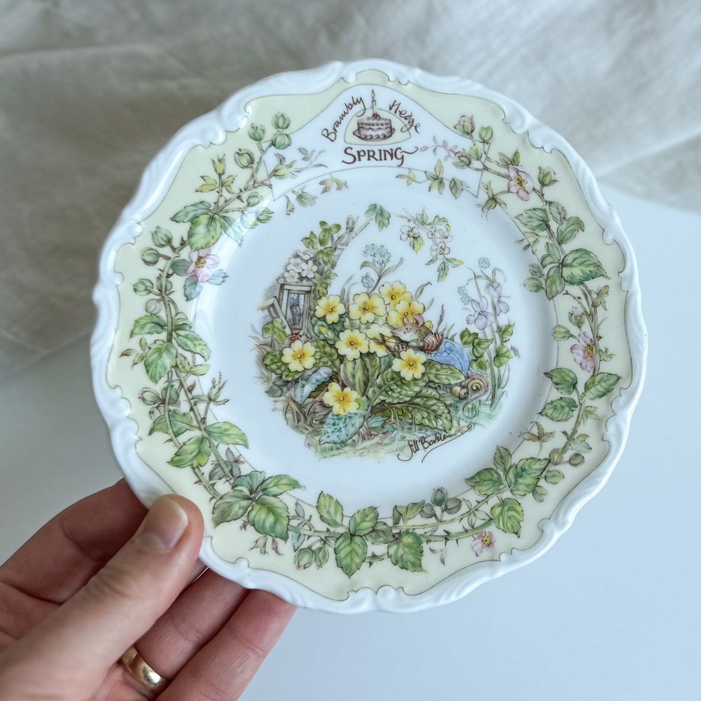 Brambly Hedge ‘Spring’ Tea Plate