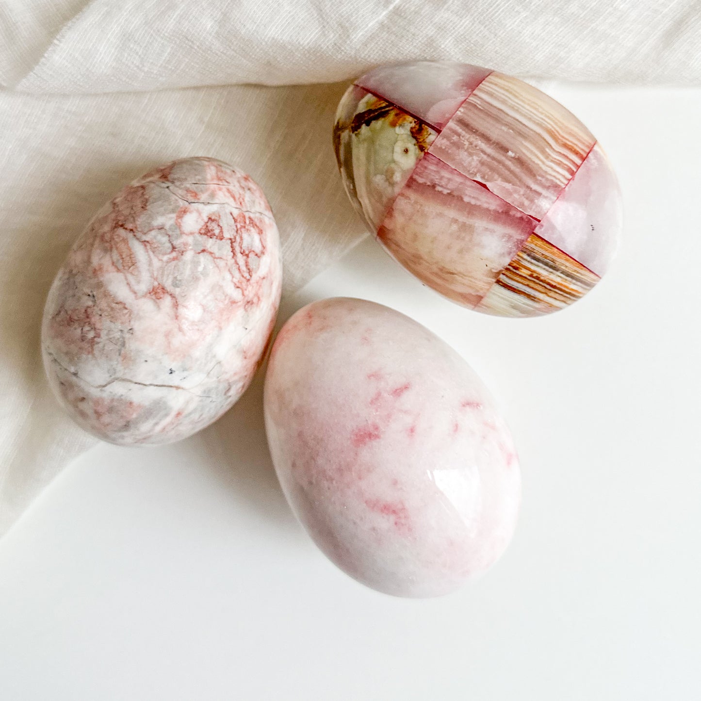 Set of 3 Marble Onyx Eggs