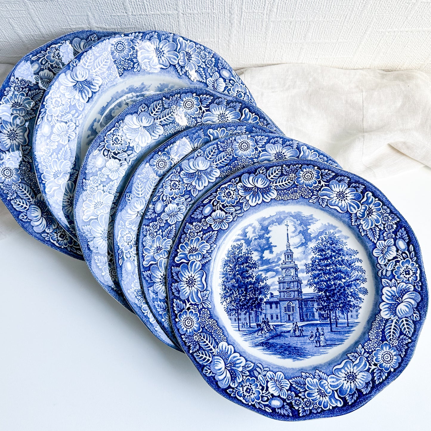 Set of 6 Blue and White Plates