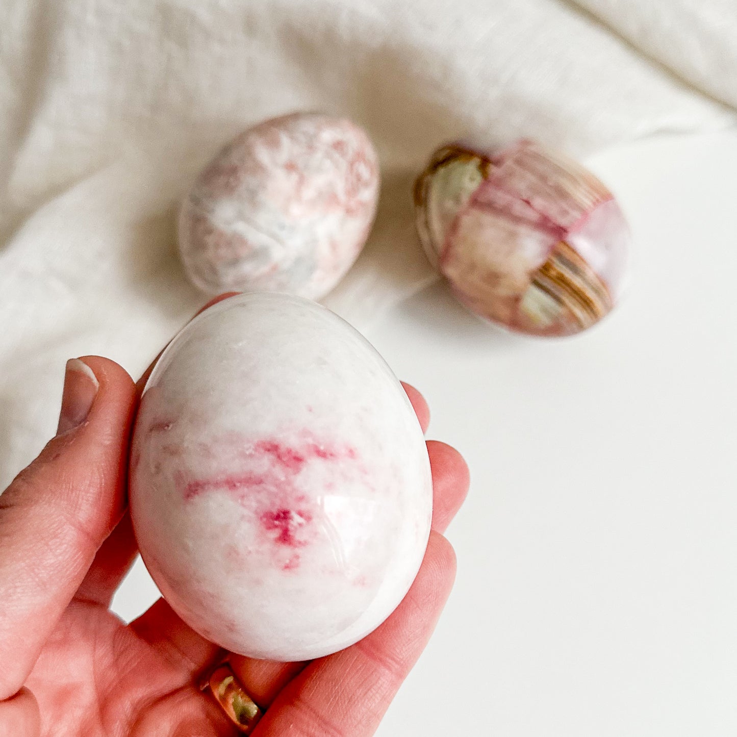 Set of 3 Marble Onyx Eggs