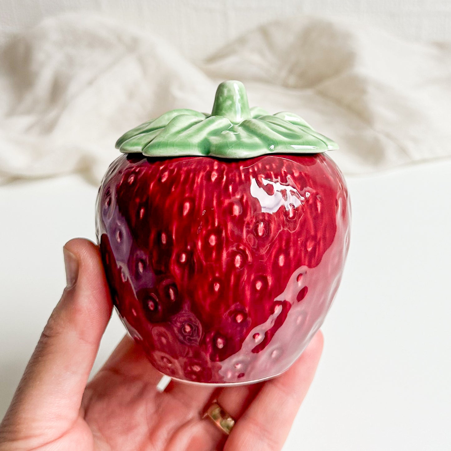 Sylvac Strawberry Jam Pot